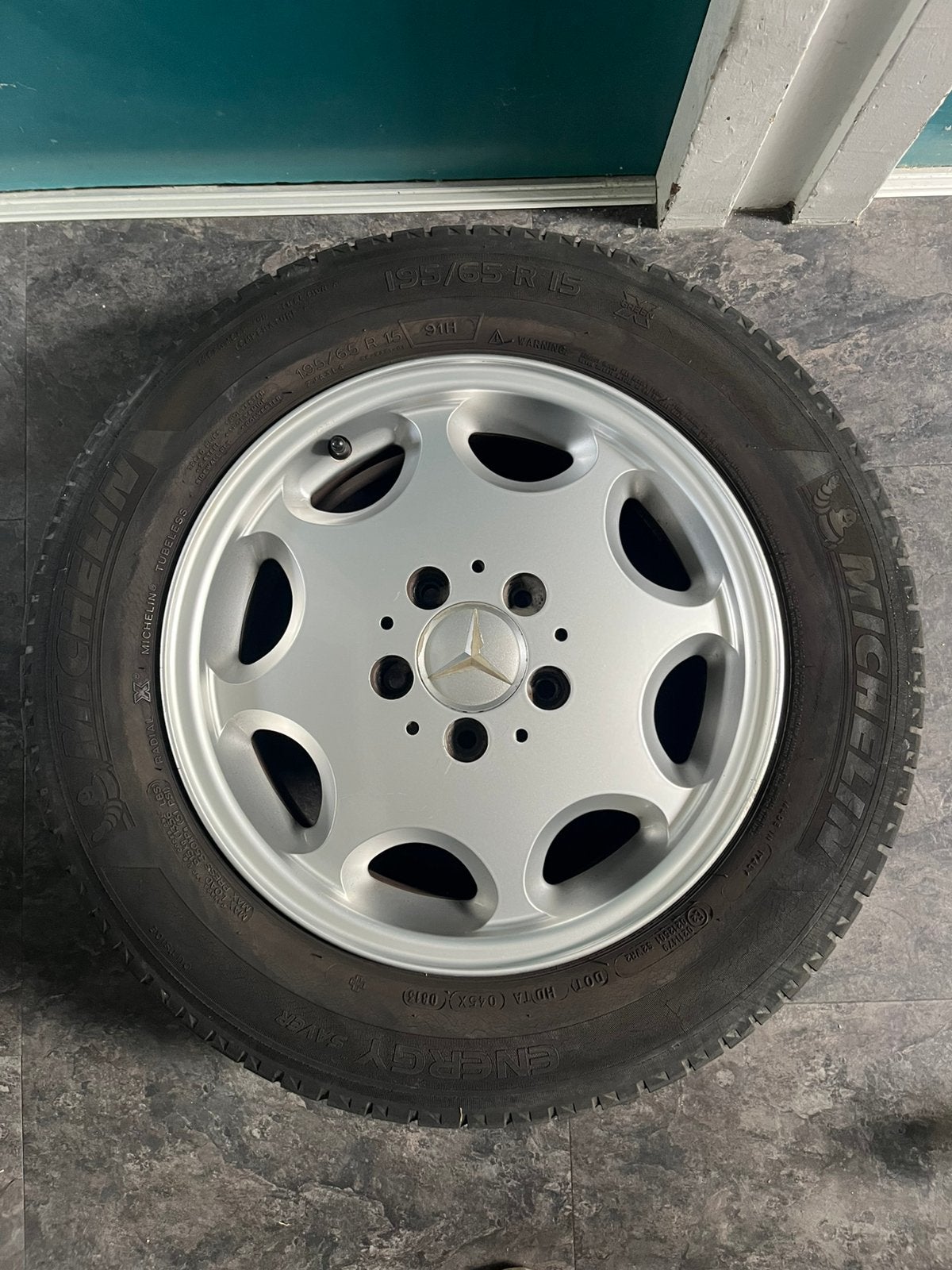 Set Mercedes 8-lochs velgen 15 inch, Auto-onderdelen, Banden en Velgen, Ophalen, 15 inch, Velg(en), 195 mm