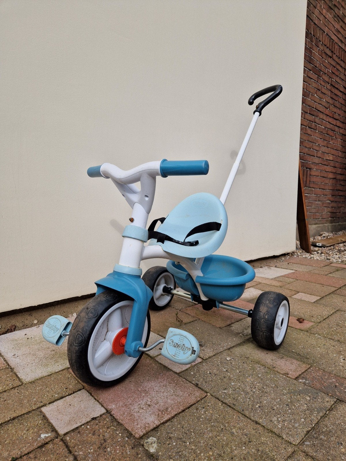 Smoby driewieler met duwstang - blauw/wit (gebruikt), Ophalen, Gebruikt, Trapvoertuig