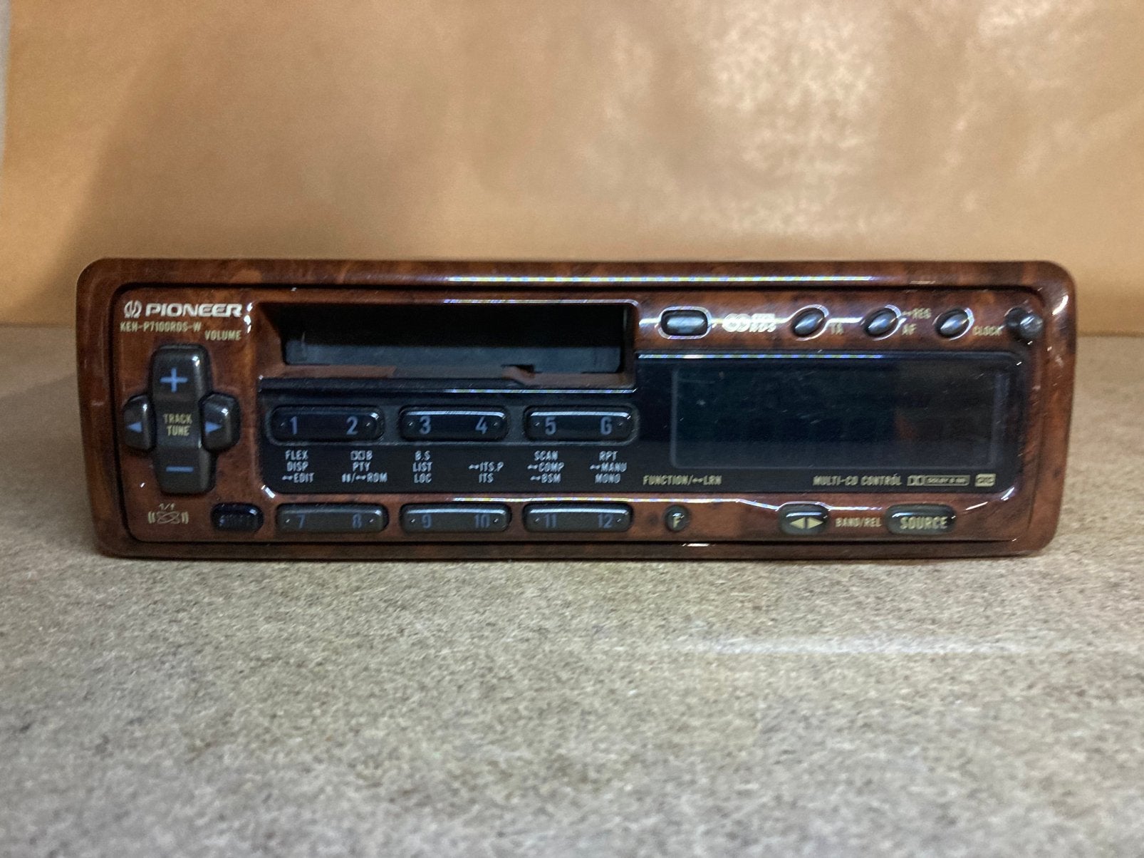Pioneer KEH-P7100RDS-W radio cassette speler, Auto diversen, Autoradio's, Ophalen of Verzenden, Zo goed als nieuw