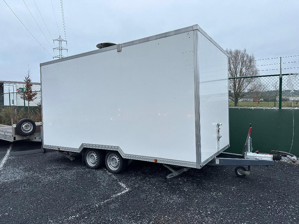 DEDE Professionele Foodtruck trailer (3500kg), Ophalen, Zo goed als nieuw