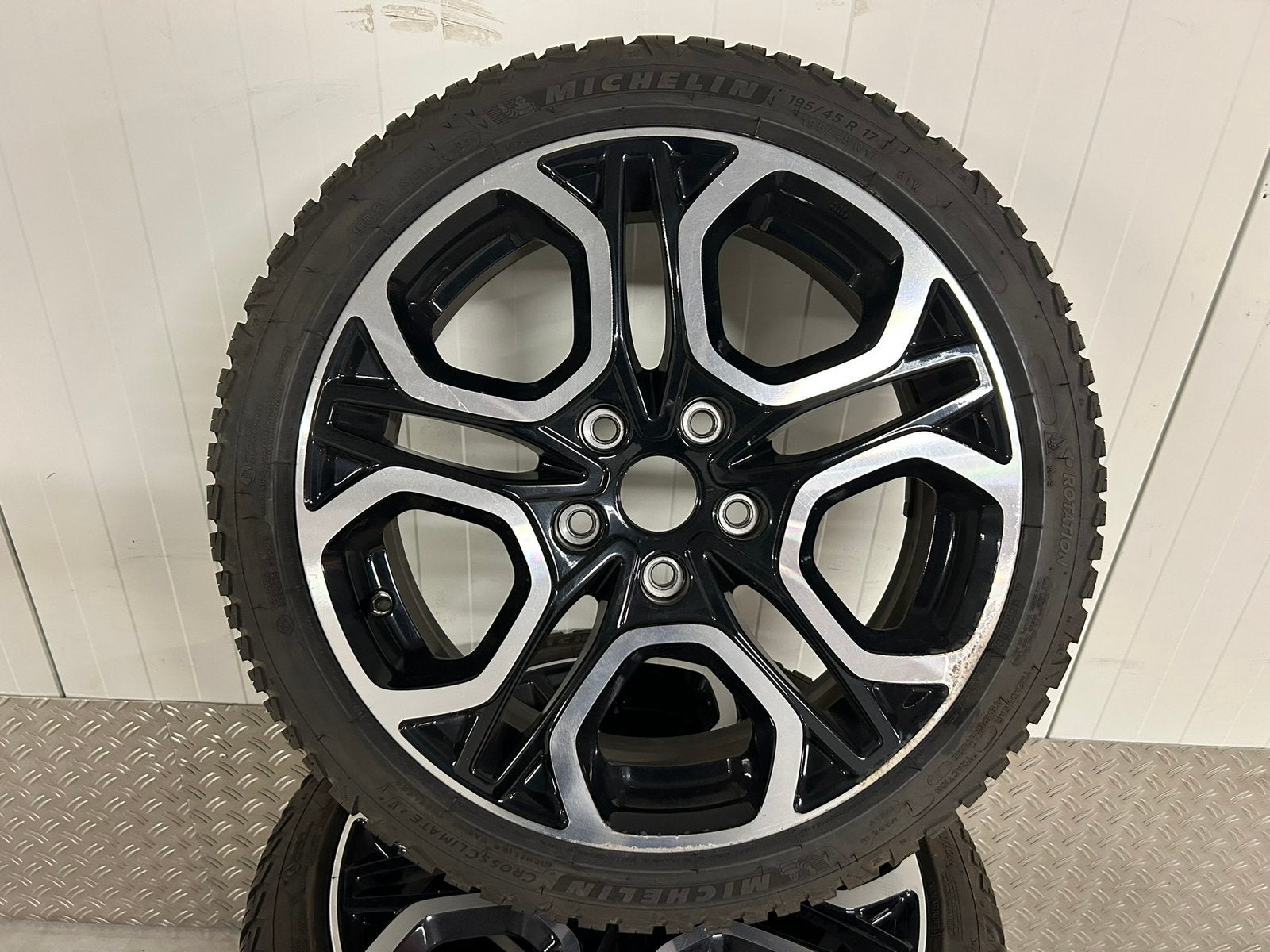 Originele Suzuki Swift sport 17 inch 5x114,3 allseason 2024, Auto-onderdelen, Ophalen, Banden en Velgen, 17 inch, All Season