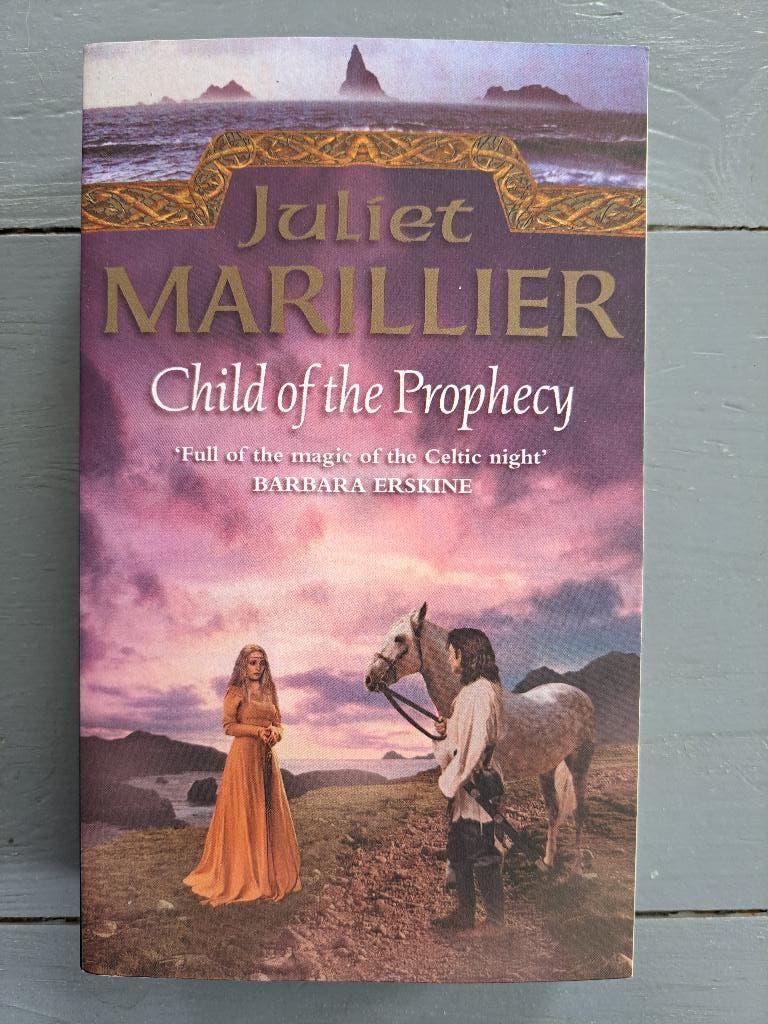 Juliet Marillier, Child of the Prophecy, Boeken, Ophalen of Verzenden, Zo goed als nieuw, Juliet marillier