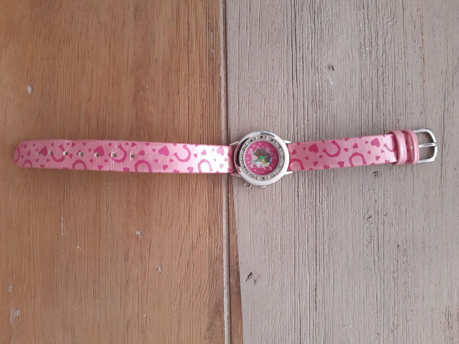 paarden horloge kind, Ophalen