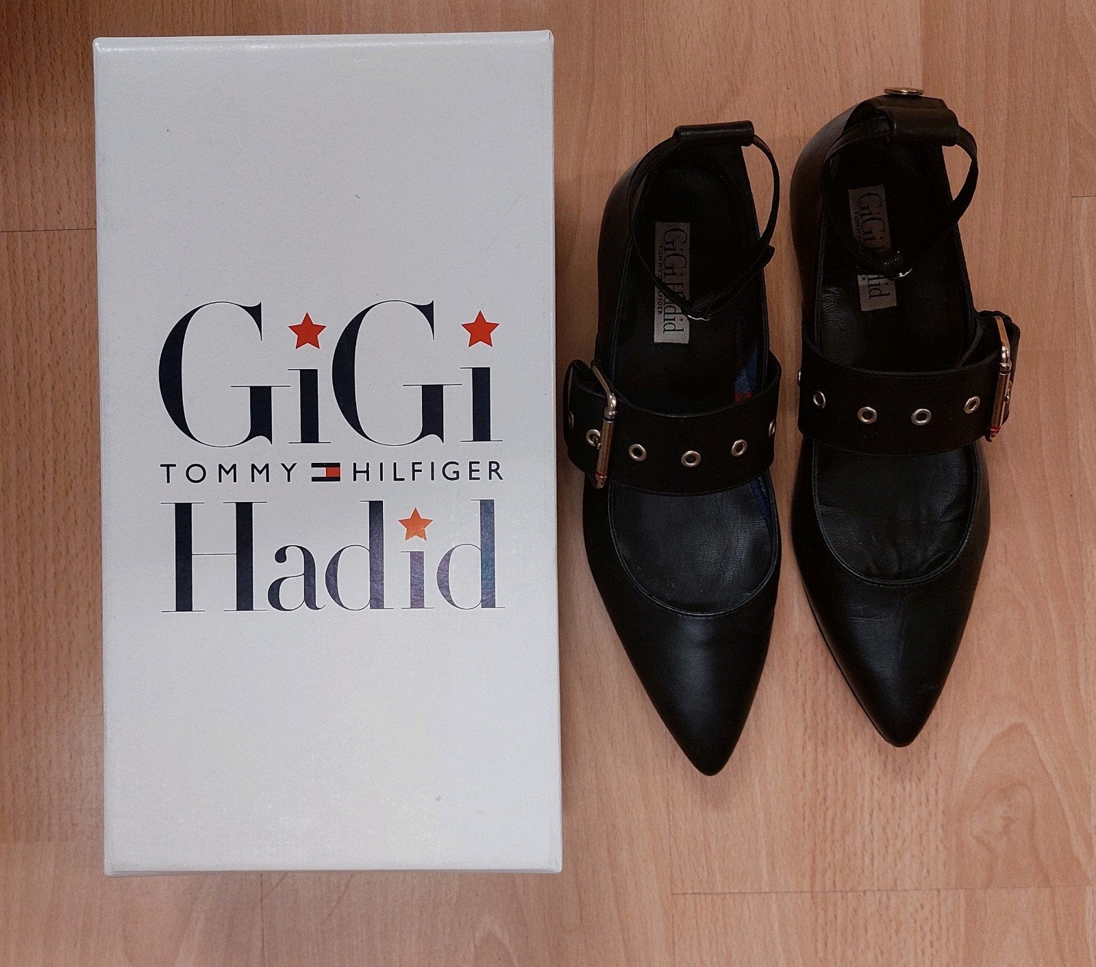Gigi Hadid Tommy Hilfiger damesschoenen maat 39, Ophalen of Verzenden, Zo goed als nieuw, Zwart