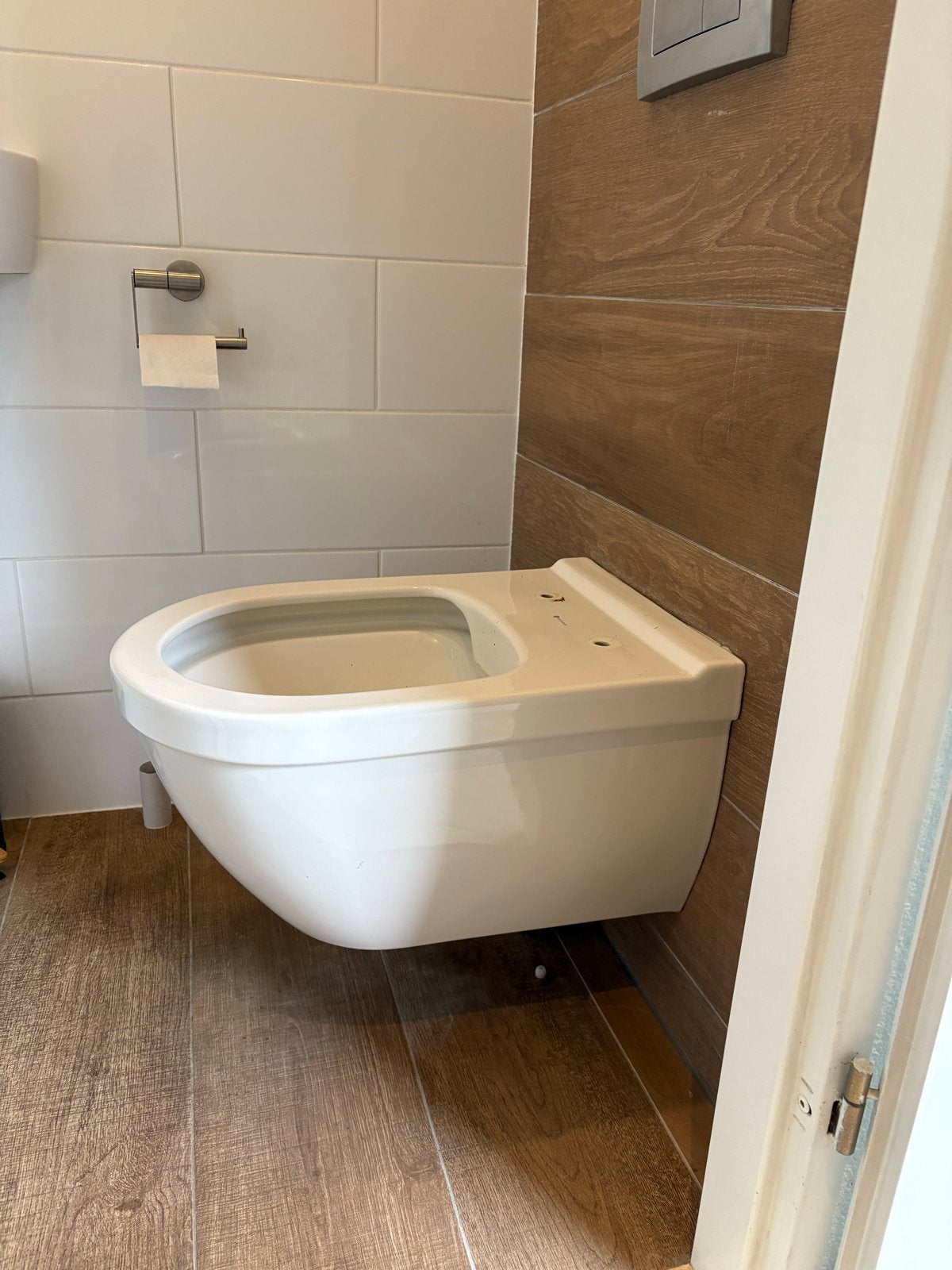 Seramikson Rimless Wandcloset Toilet, Doe-het-zelf en Verbouw, Sanitair, Ophalen, Gebruikt, Toilet