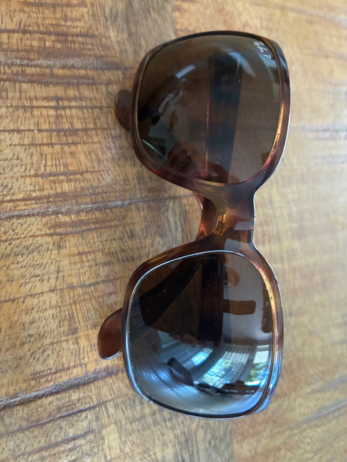 Te koop, RayBan dames zonnebril type RB4068., Ophalen, Zo goed als nieuw, Ray-Ban