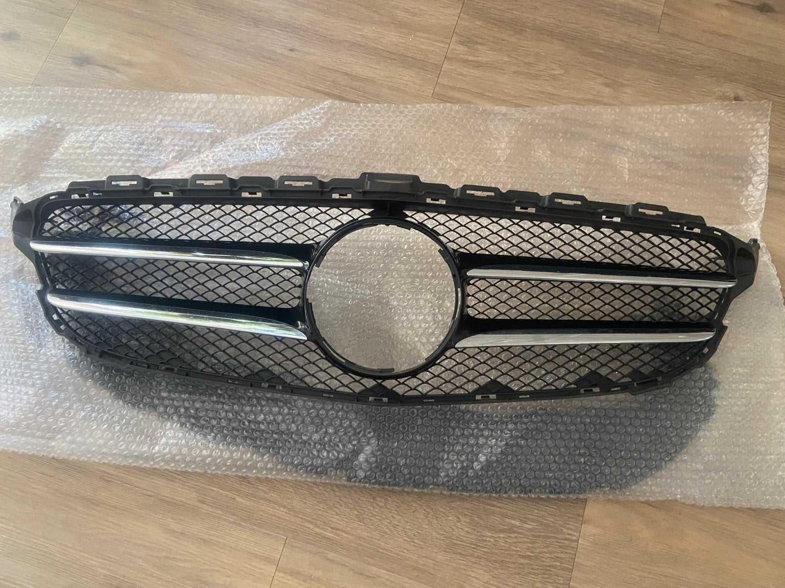 Mercedes grill C klasse, Auto-onderdelen, Ophalen, Voor, Bumper