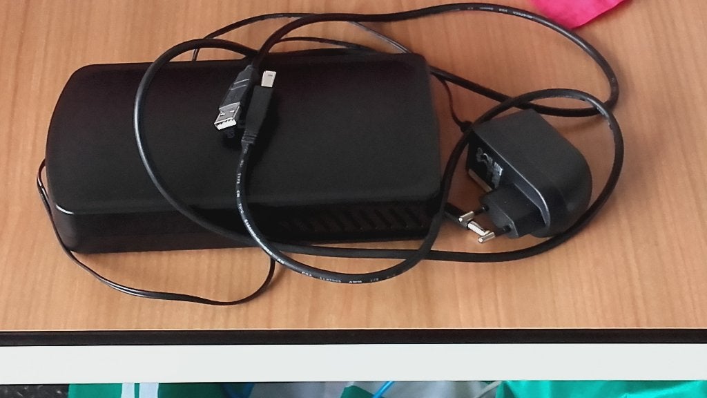extern harde schijf, Computers en Software, Harde schijven, HDD, 1000 gb, Ophalen of Verzenden, Zo goed als nieuw