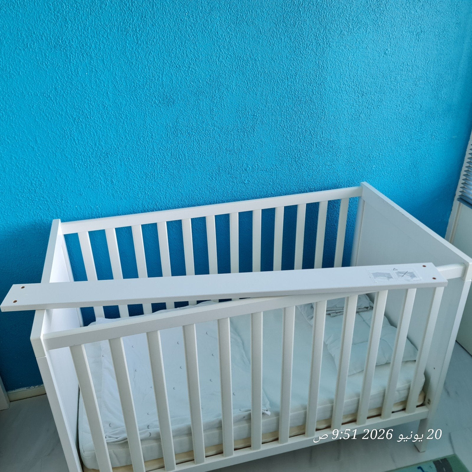 Witte babywieg met matras en commode, Ophalen, Zo goed als nieuw, Minder dan 140 cm, Matras