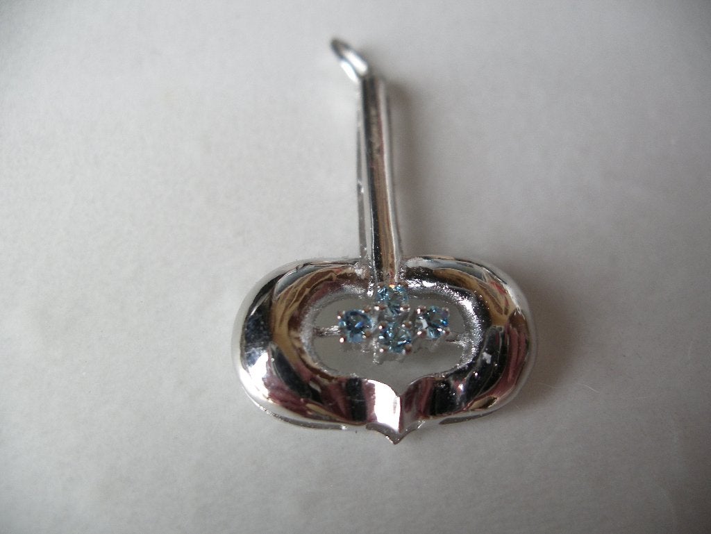 Een mooie Zilveren Hanger met 4 Aquamarijn edelsteentjes, Sieraden, Tassen en Uiterlijk, Antieke sieraden, Ophalen of Verzenden