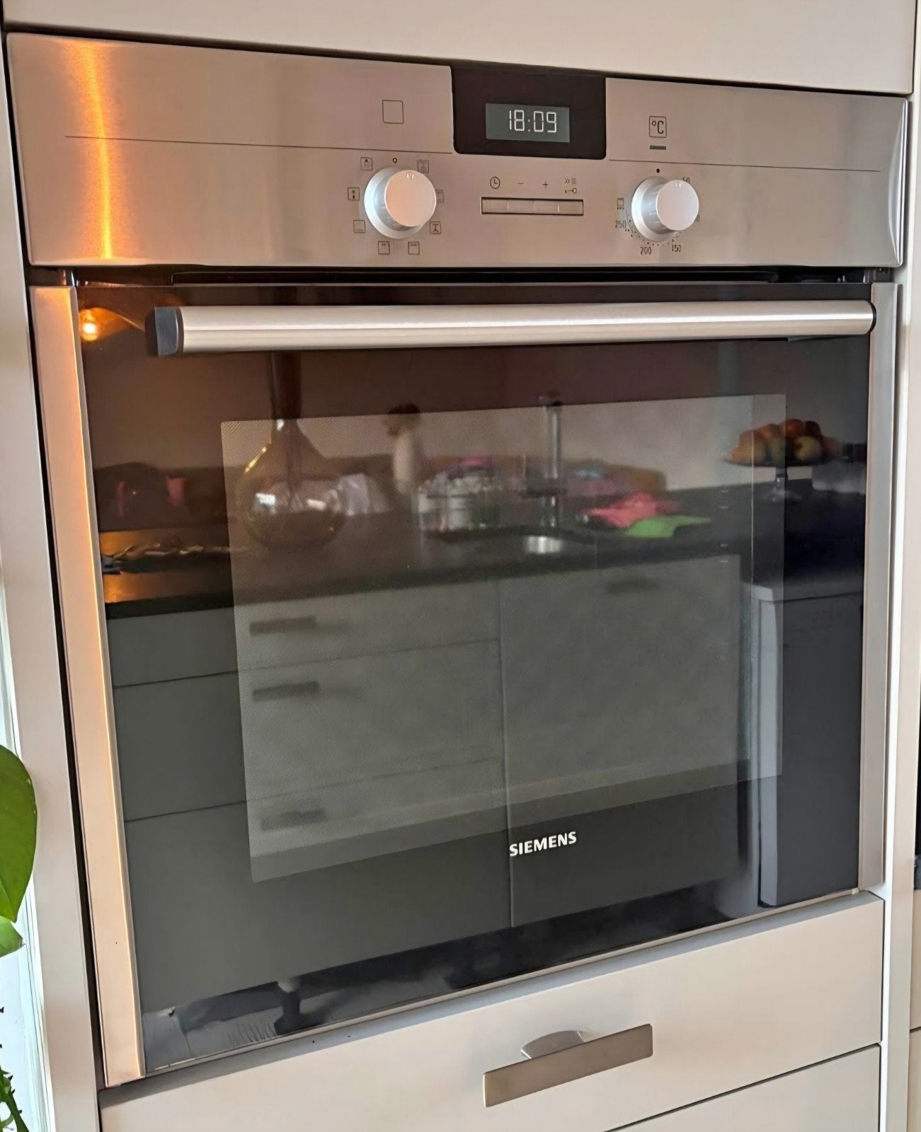 Een goed werkende en mooie Siemens inbouw (hetelucht)oven, Ophalen, Oven, Hete lucht, Bosch