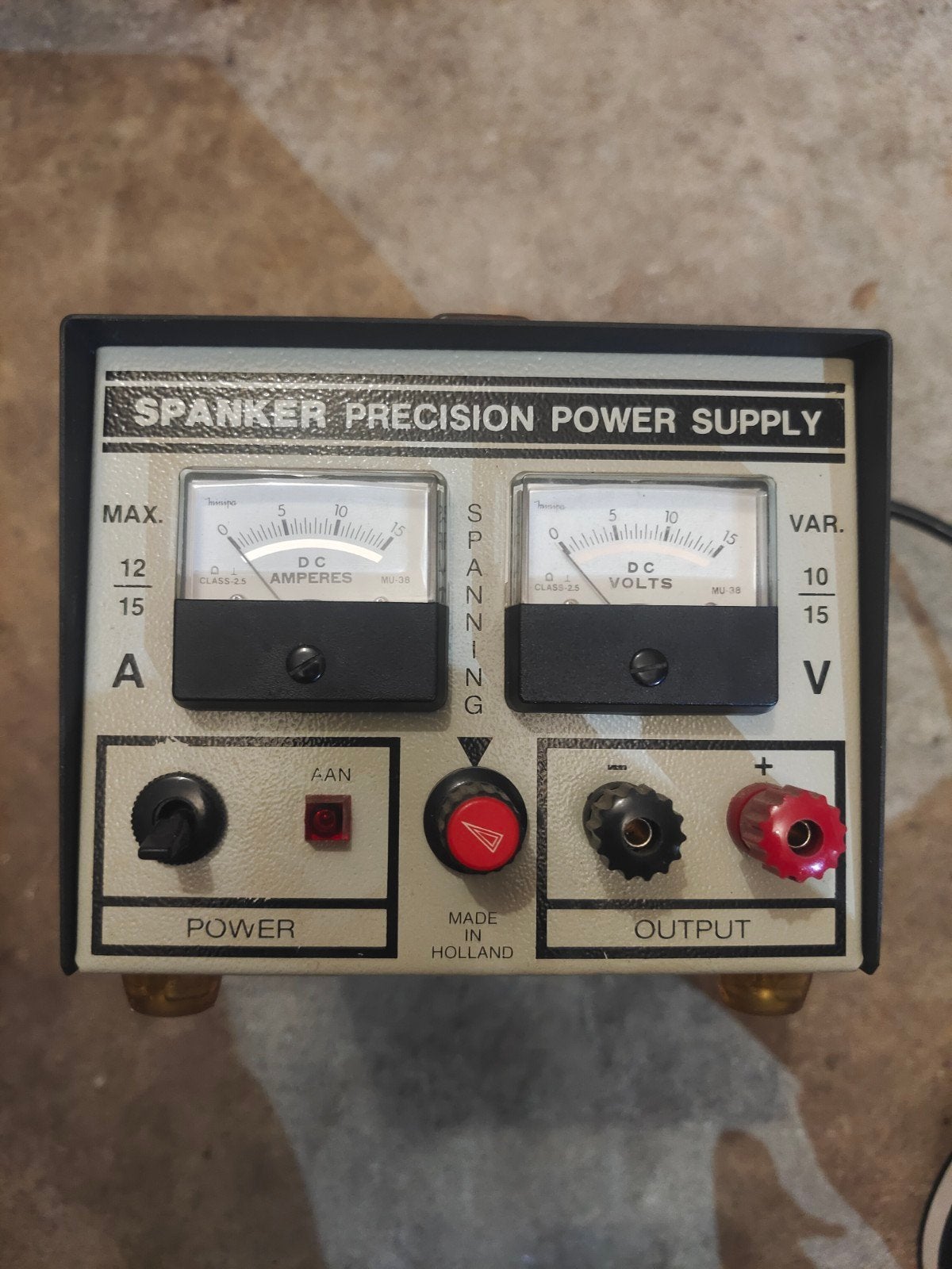 Spanker Stroomvoorziening tot 15 volt, Ophalen of Verzenden