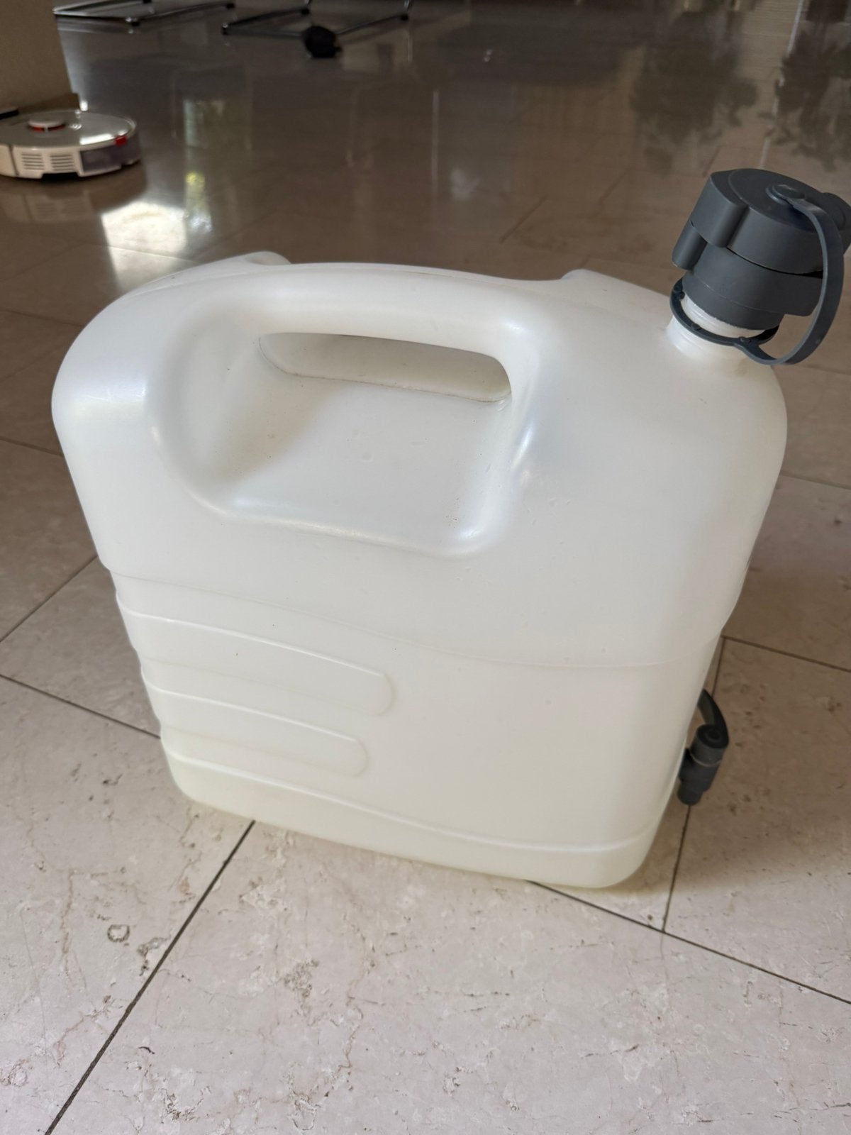 Water jerrycan 20 liter, Caravans en Kamperen, Ophalen of Verzenden, Zo goed als nieuw