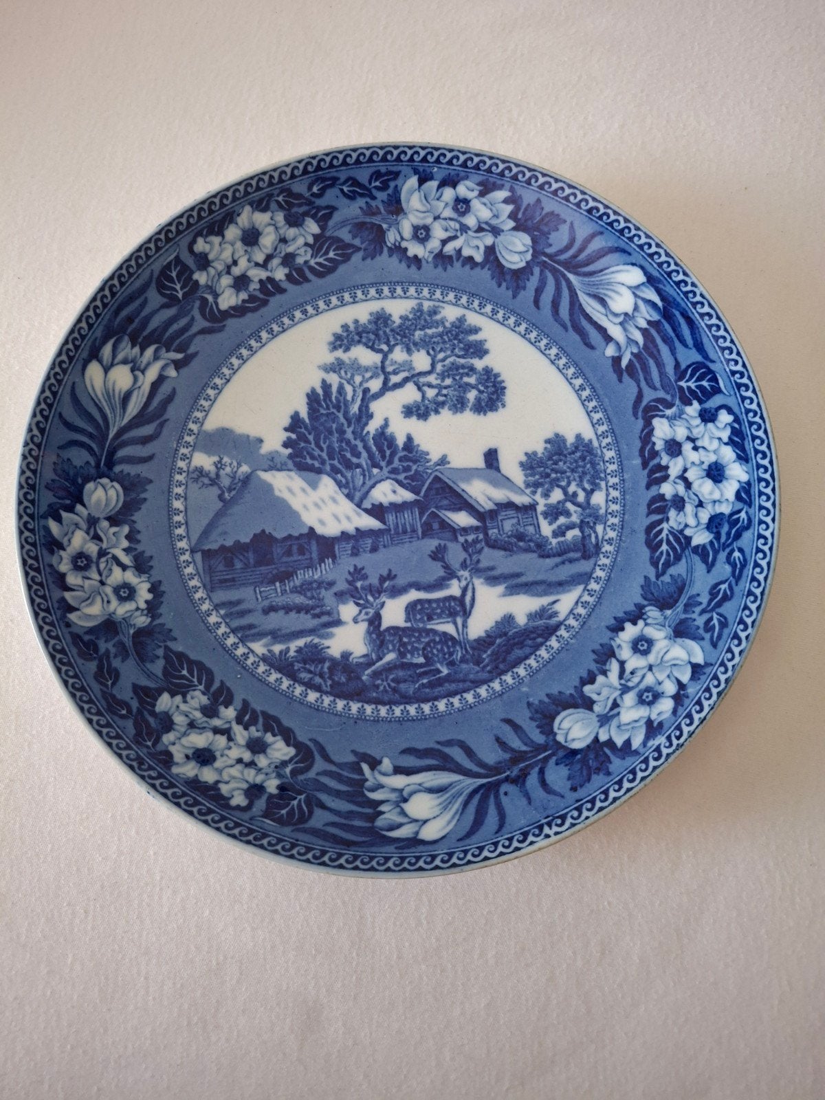 Antiek Wedgwood bord "Fallow Deer" Etruria Engeland (Blauw), Ophalen of Verzenden
