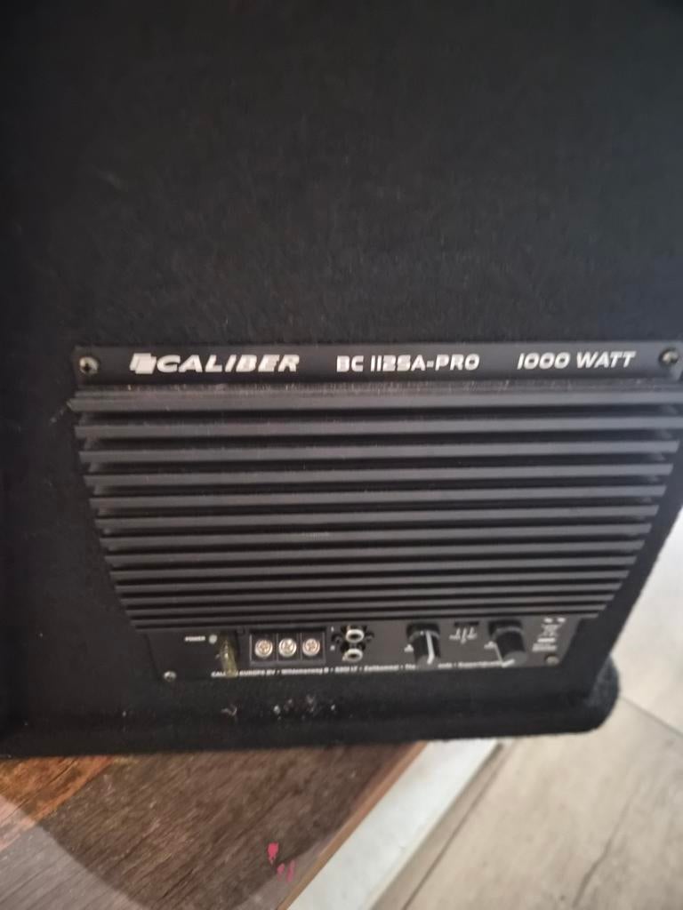 Subwoofer versterker  week oud, Ophalen of Verzenden, Zo goed als nieuw, Minder dan 500 watt