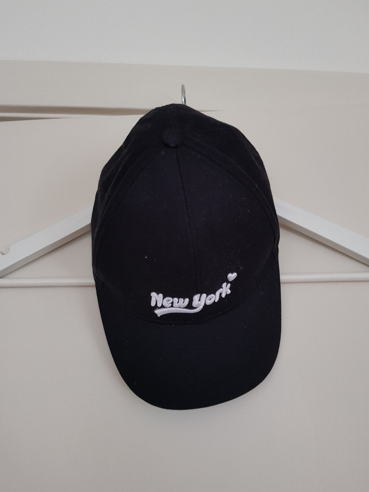 Pet zwart New York one size H&M, Verzenden, Zo goed als nieuw, One size fits all