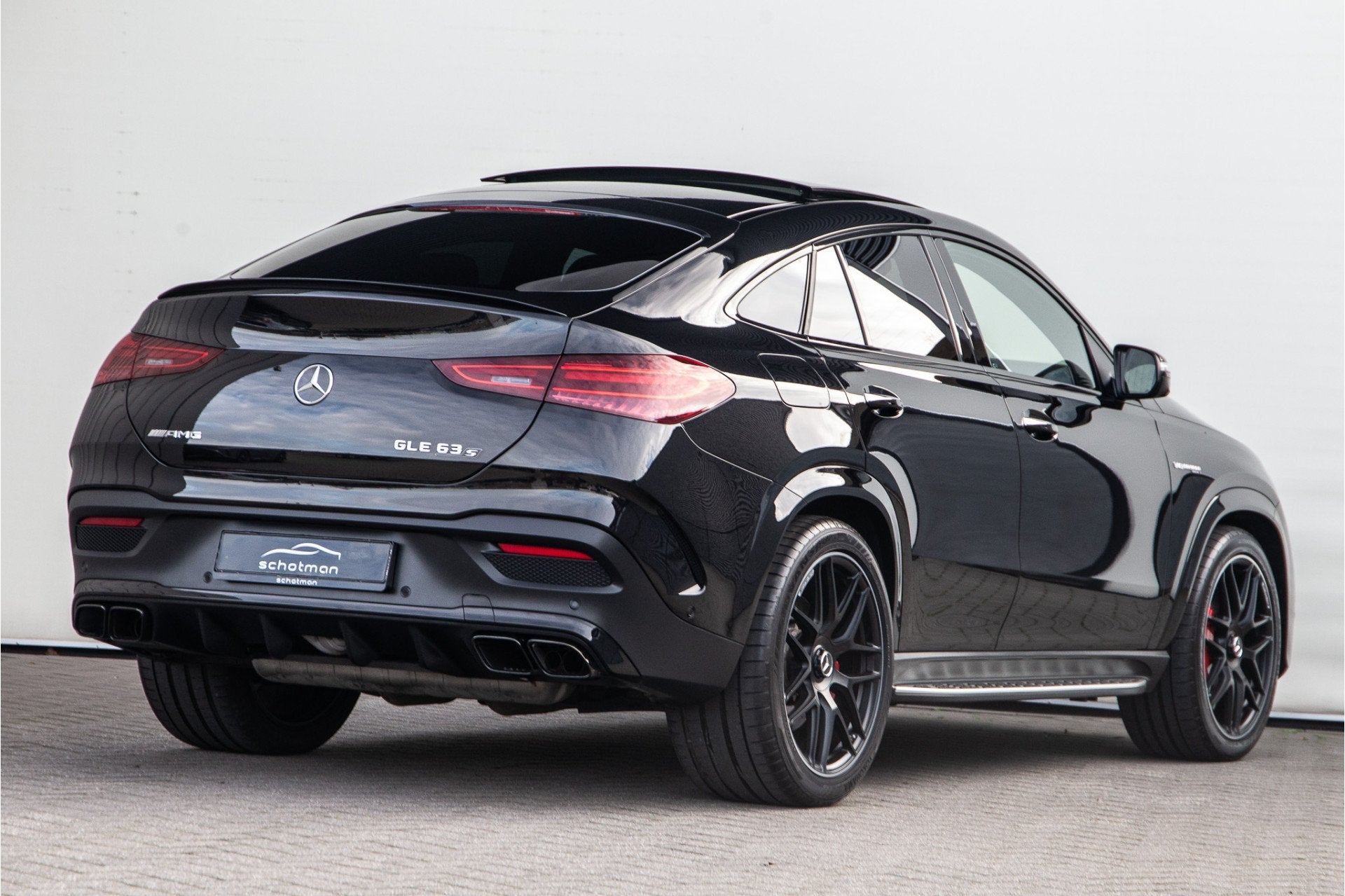Mercedes-Benz GLE Coupé AMG 63 S 4MATIC+ Carbon, Massage, V, Automaat, Dealer onderhouden, Zwart, Leder