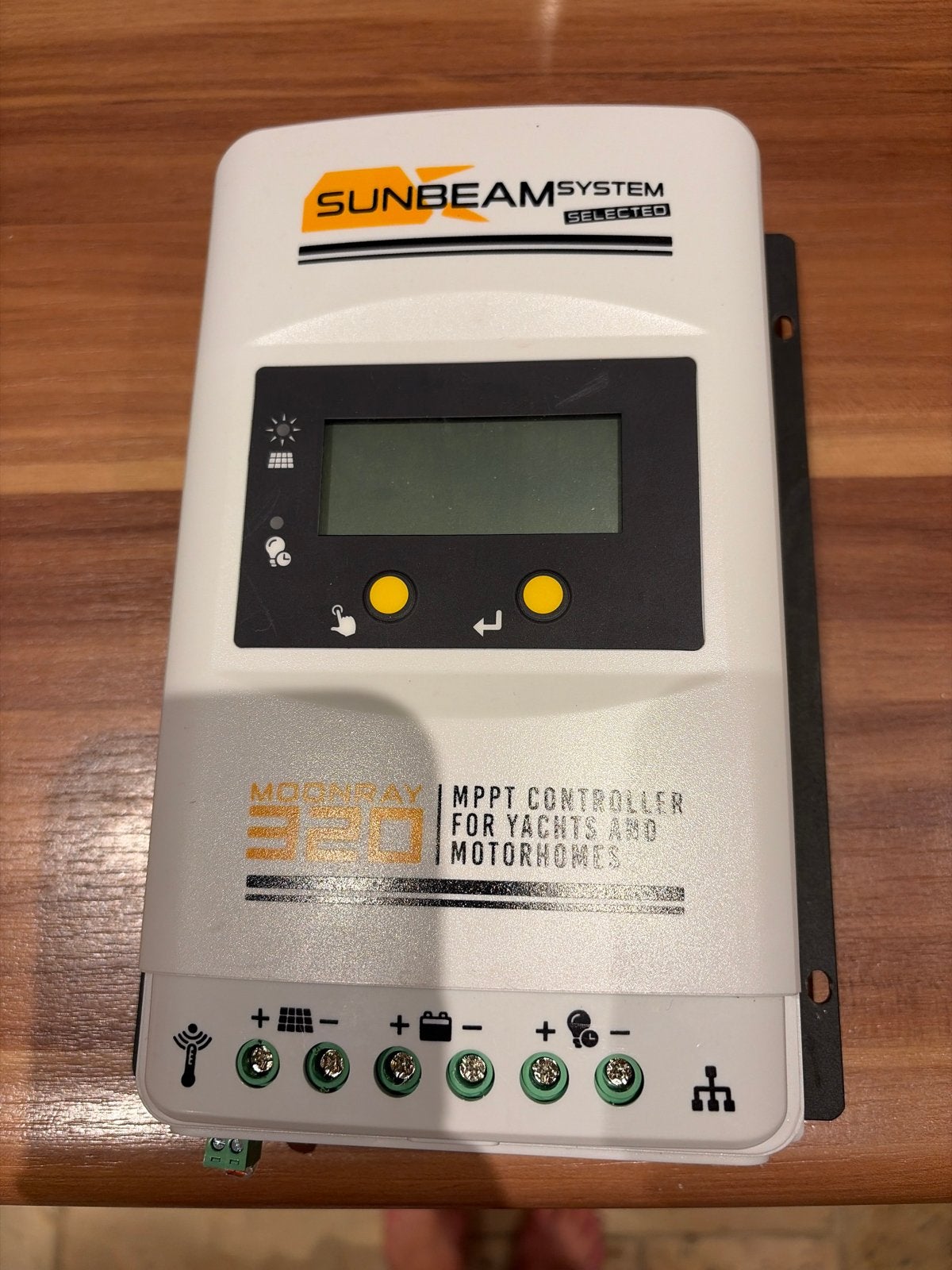 SunbeamSystem MPPT Controller voor jachten en campers, Ophalen of Verzenden, Zo goed als nieuw