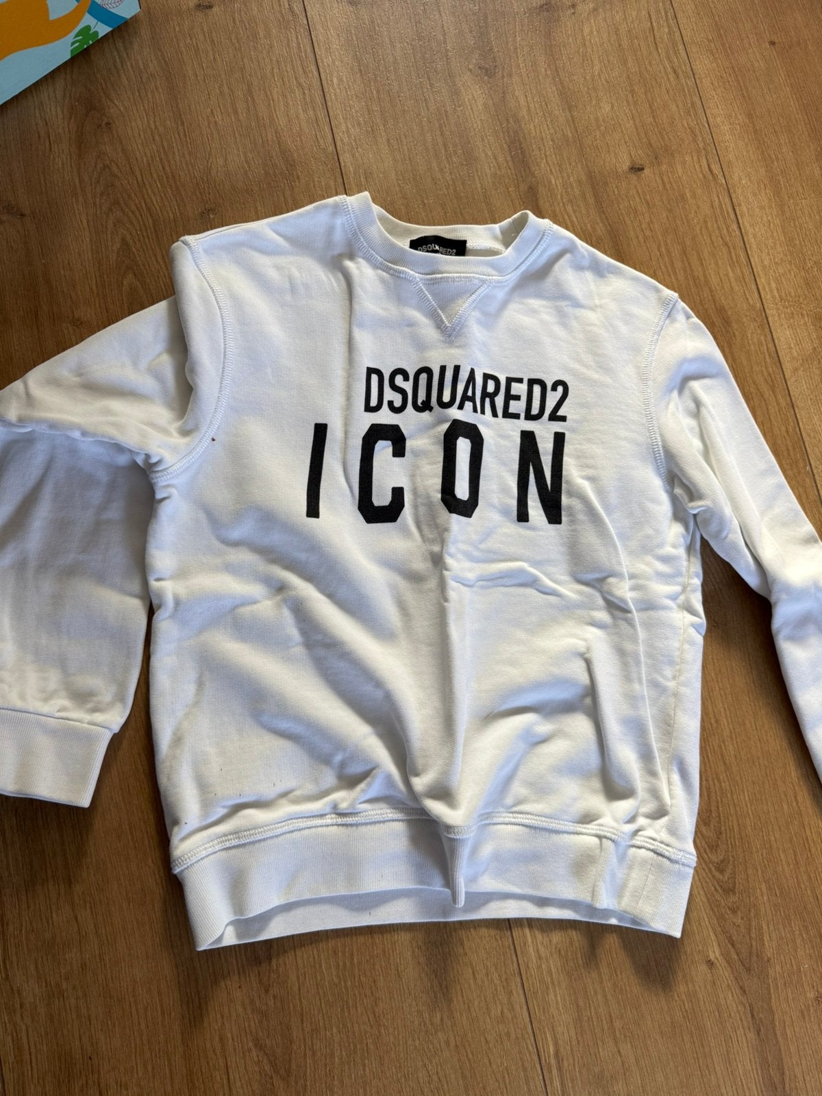 Witte dsquared trui, Kinderen en Baby's, Ophalen, Zo goed als nieuw, Jongen of Meisje, Trui of Vest