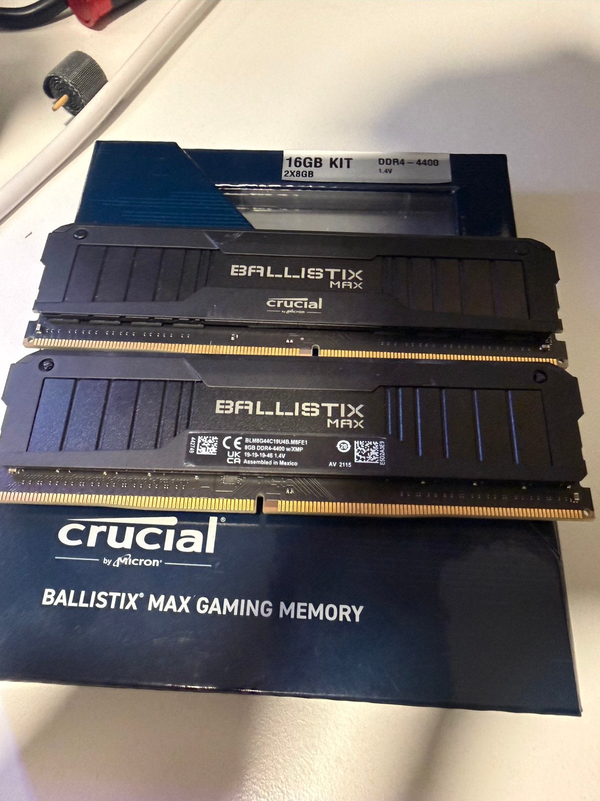 Crucial Ballistix MAX 16GB (2x8GB) DDR4-4400 CL19, Computers en Software, RAM geheugen, DDR4, Ophalen of Verzenden, Zo goed als nieuw