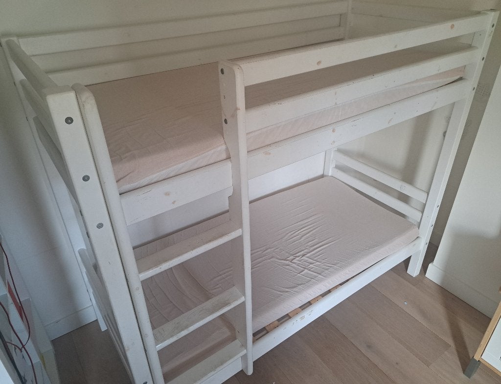 Houten stapelbedden 70 x 160 inclusief matrassen, Ophalen, Gebruikt, Stapelbed