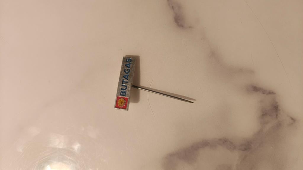 Vintage Butagas Speldje/Pin shell, Verzamelen, Ophalen of Verzenden, Gebruikt, Merk, Speldje of Pin