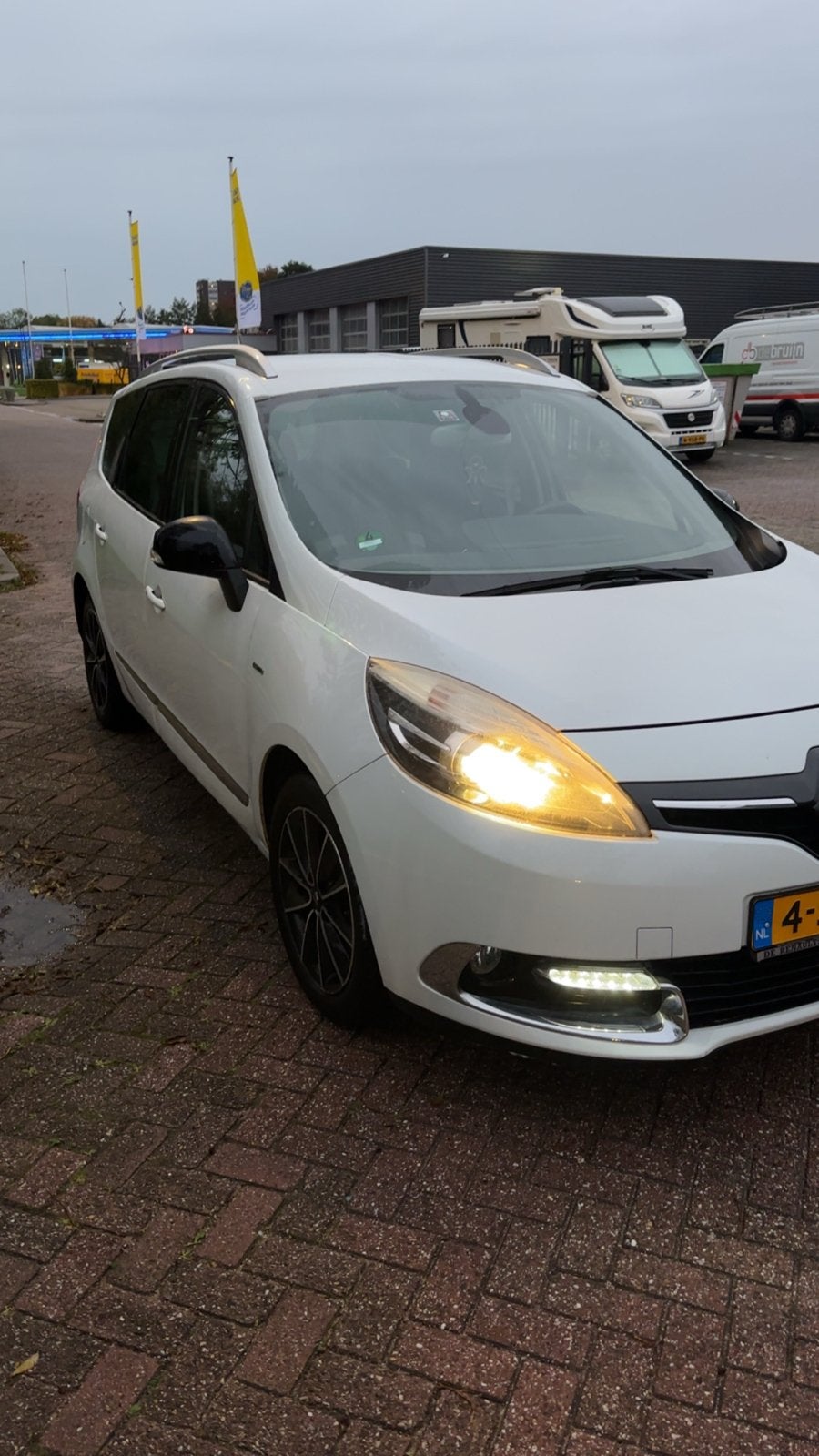 Renault Grand Scenic 1.2 TCE 97KW 7P 2013 Wit, Voorwielaandrijving, 4 cilinders, 7 stoelen, Origineel Nederlands