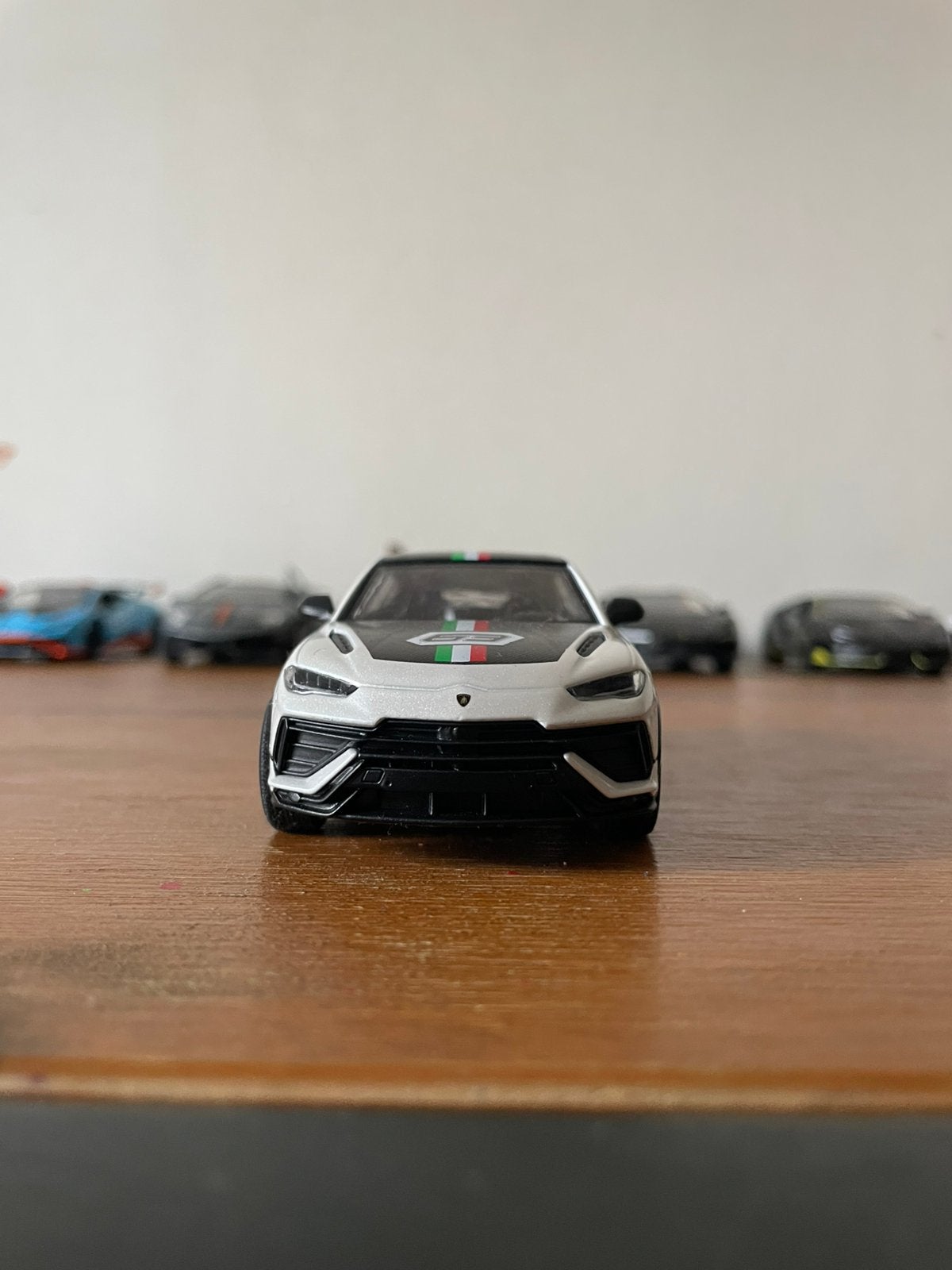 Lamborghini Urus, Ophalen, Zo goed als nieuw, Auto