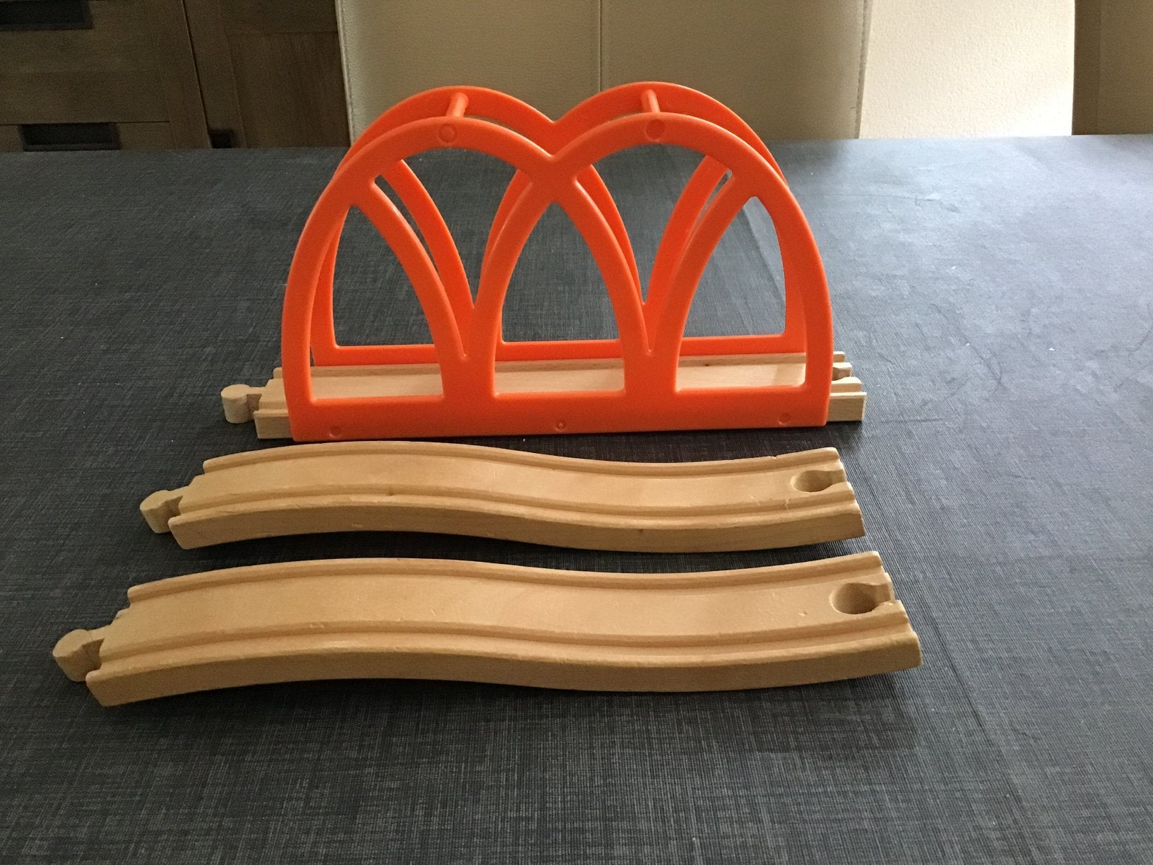 Brug met oprijbanen voor houten treinbaan, Ophalen of Verzenden