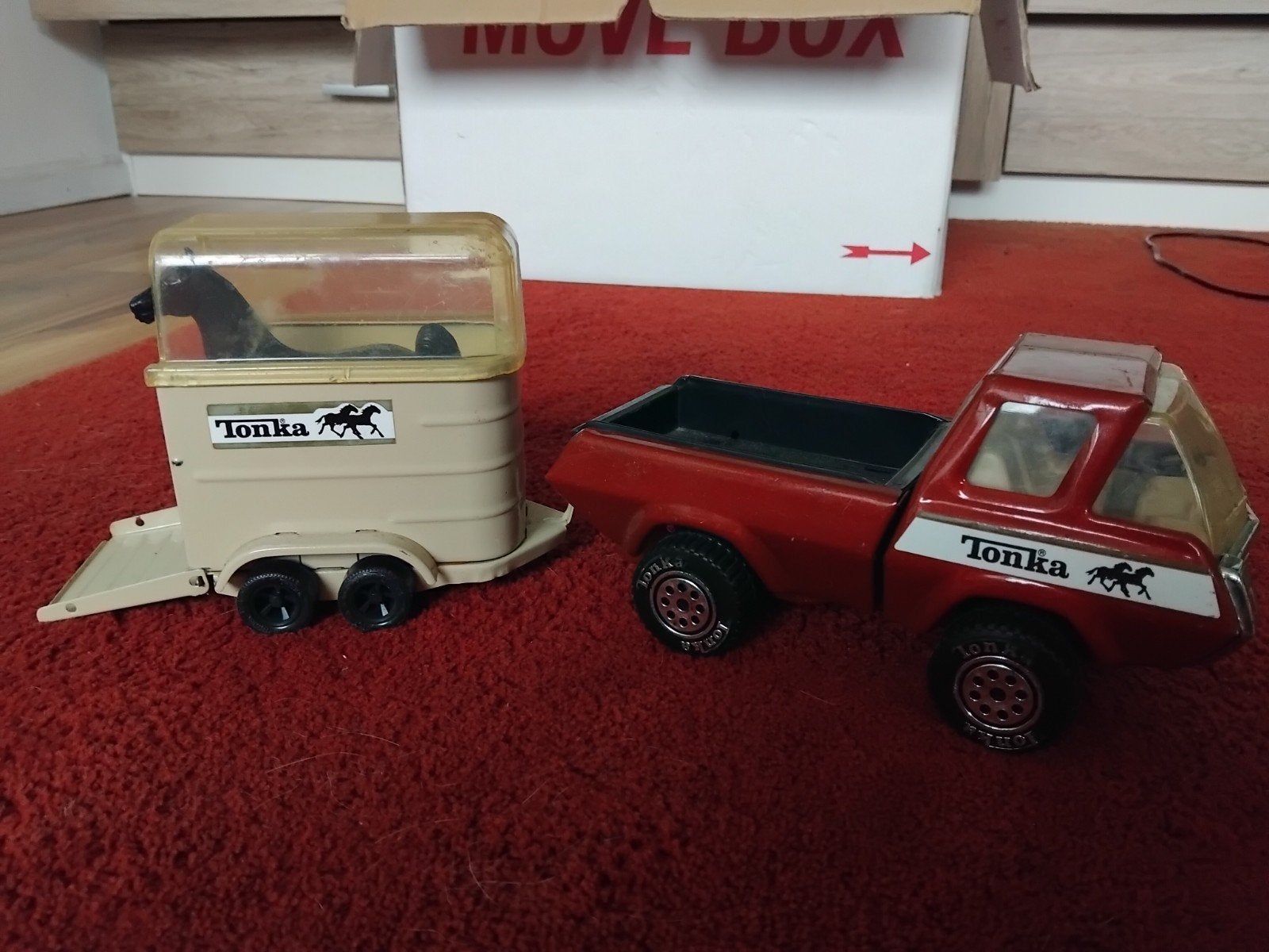 Tonka pick-up truck met paardentrailer en paard, Ophalen of Verzenden, Gebruikt