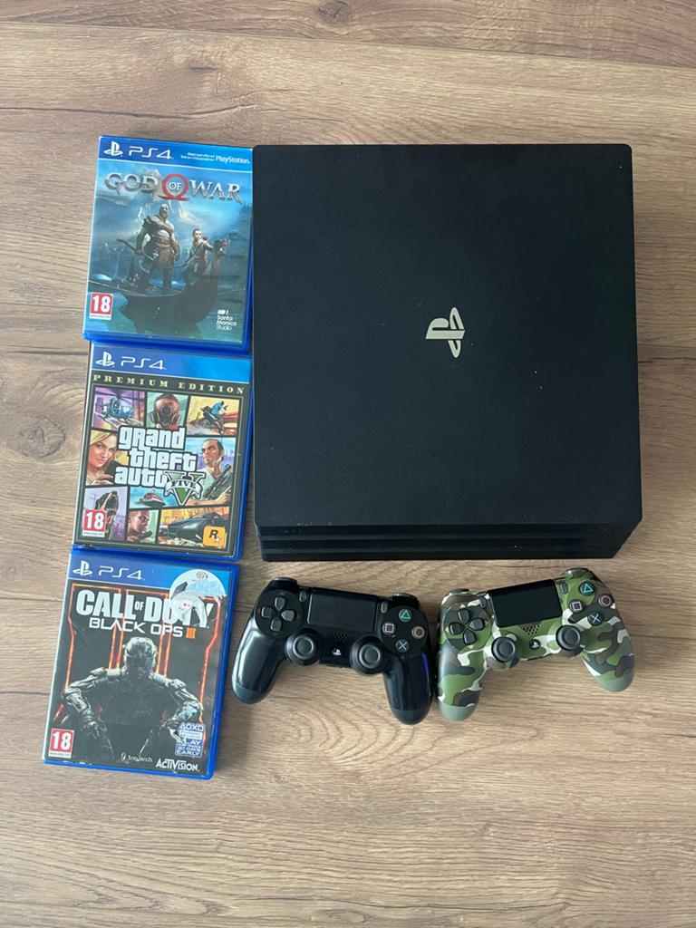 PS4 Pro met 2 controllers en 3 games, Spelcomputers en Games, Spelcomputers | Sony PlayStation 4, Ophalen, Met games, Met 2 controllers