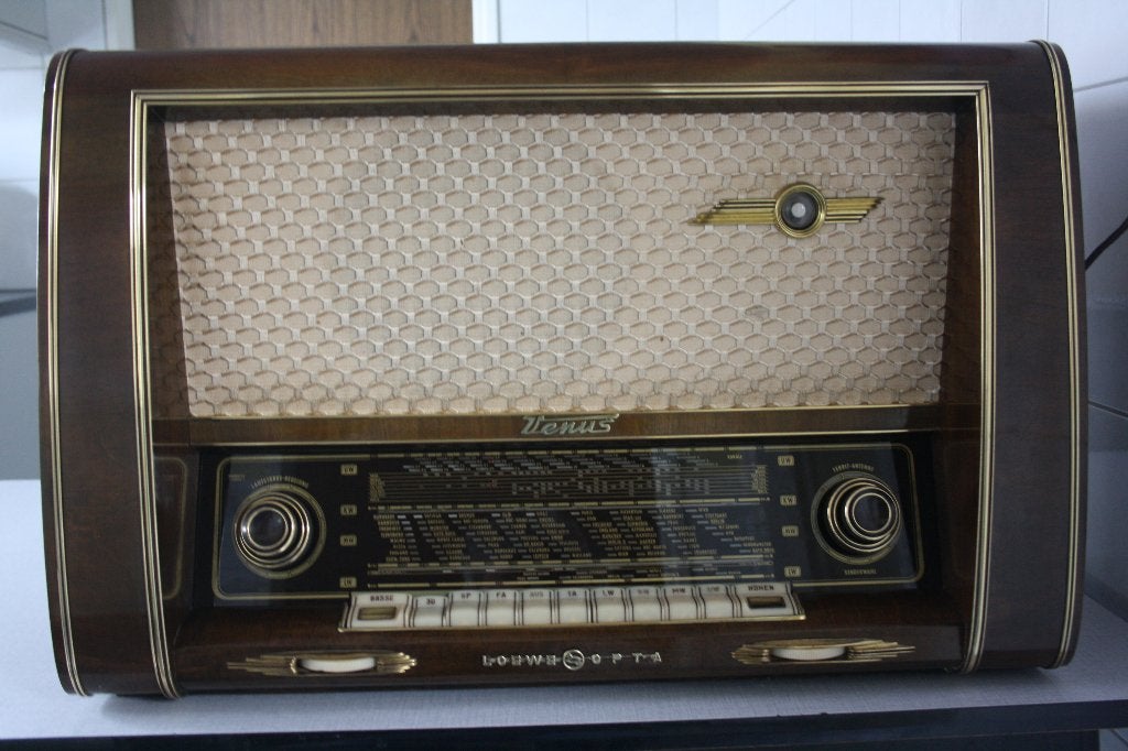 te koop gereviseerde buizenradio Loewe Opta W821, Antiek en Kunst, Ophalen