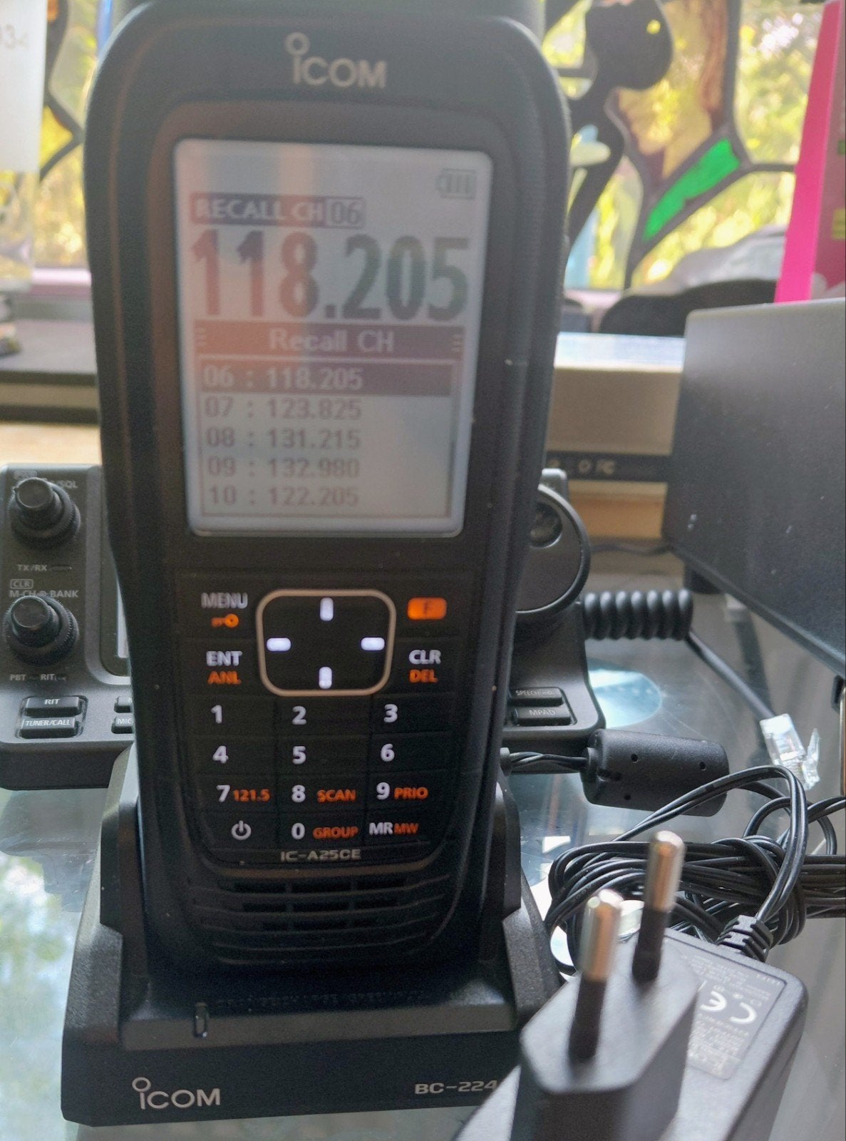 Icom IC-A25CE Luchtvaart Porto - Zo goed als nieuw, Ophalen of Verzenden, Zo goed als nieuw, Zender en Ontvanger