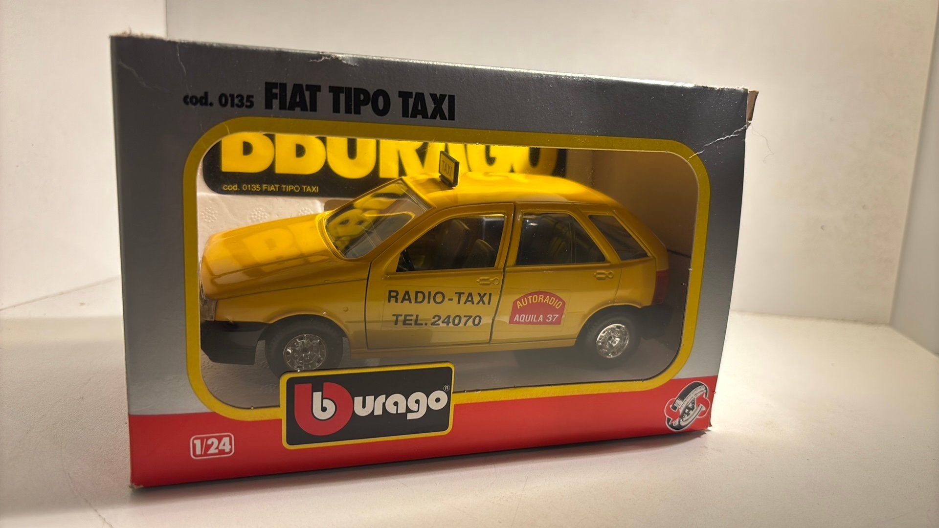 Fiat tipo taxi bburago 1.24, Ophalen of Verzenden, Bburago, A, A