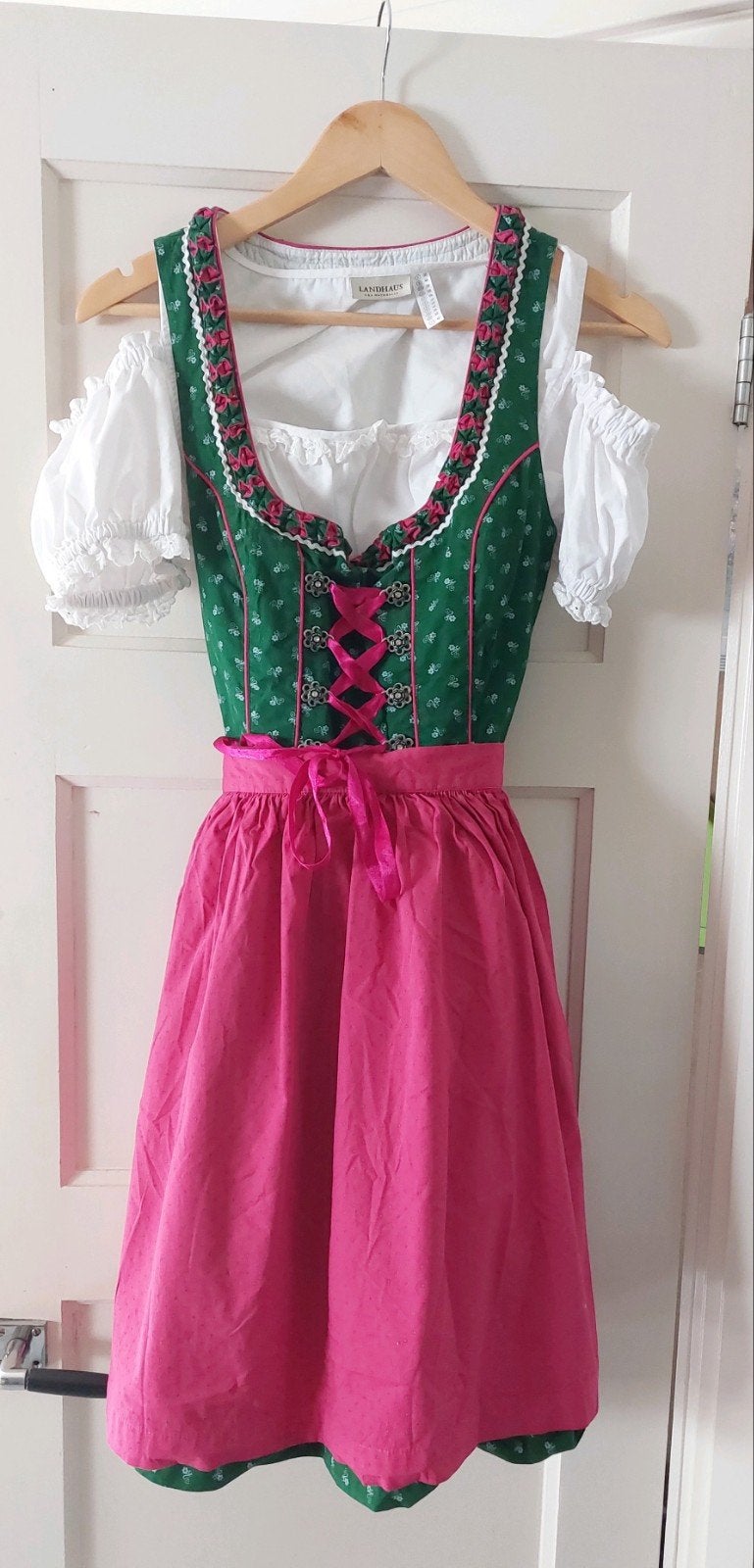 Dirndl maat 40, Ophalen of Verzenden, Zo goed als nieuw, Maat 38/40 (M), Overige thema's