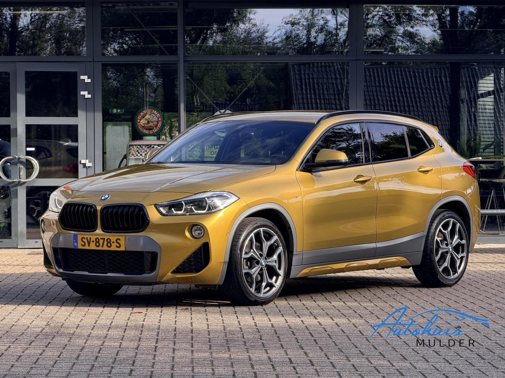 BMW X2 sDrive18i Executive | Automaat | M Sport | Trekhaak |, Auto's, Dealer onderhouden, Gebruikt, Alcantara, 3 cilinders