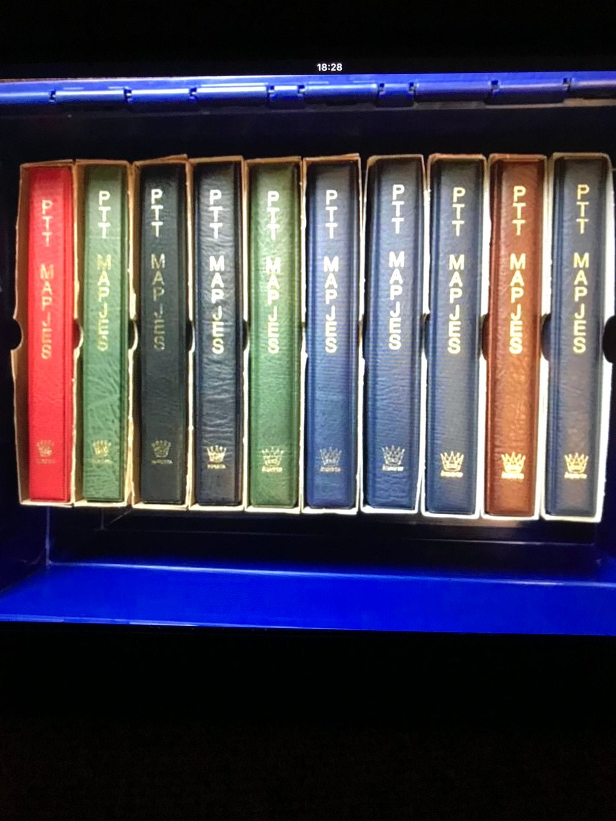 10 Importa albums gevuld met 15 bladen en tusse legers 39,00, Verzenden, Verzamelalbum