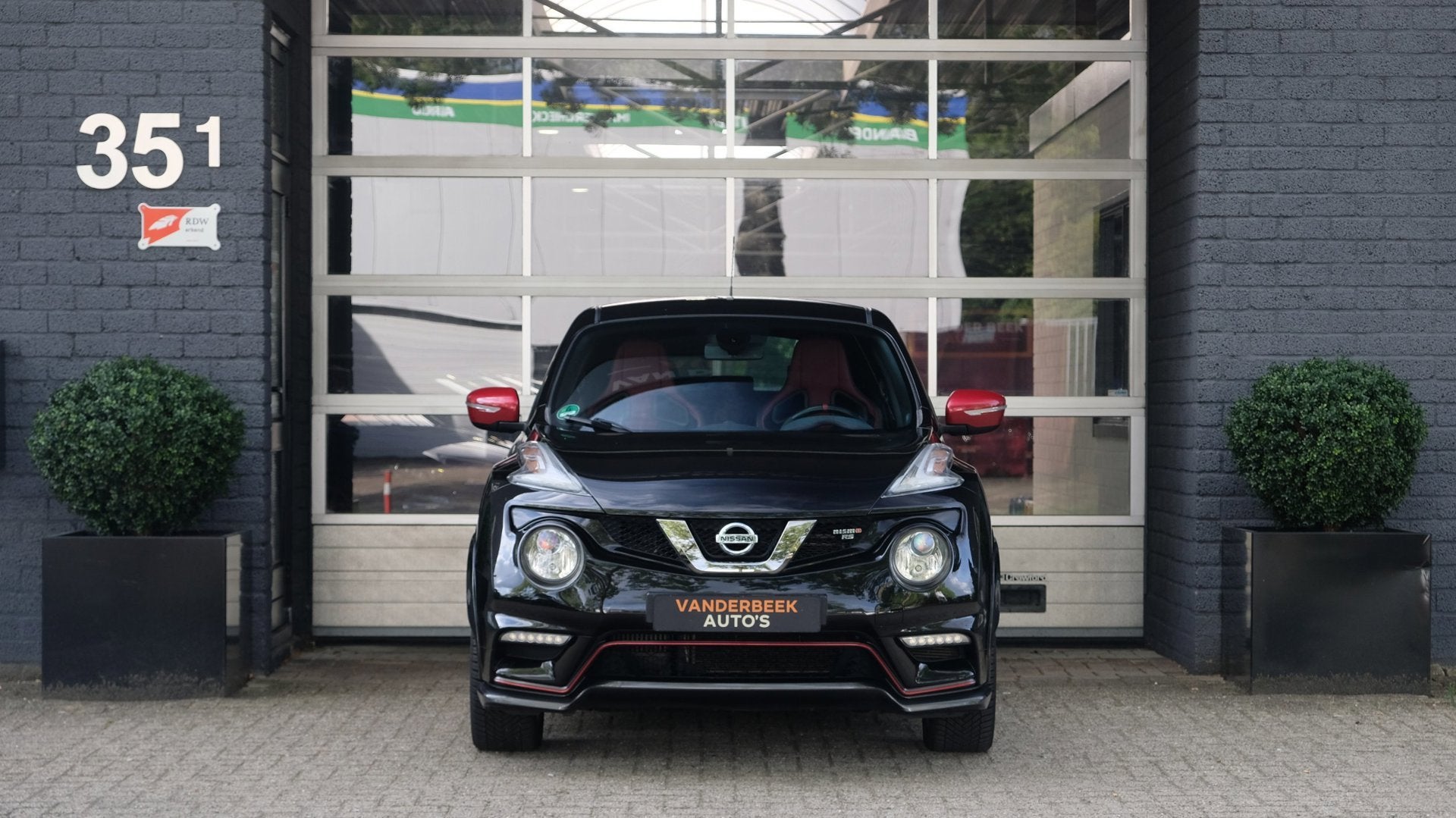 Nissan Juke 1.6 DIG-T All Mode Nismo RS RECARO SCHAAL, Euro 5, 1618 cc, Gebruikt, 4 cilinders