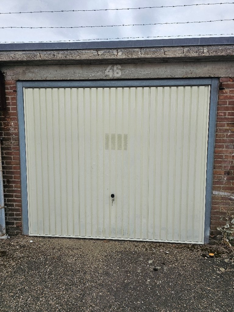 Garagebox TE KOOP - DEVENTER € 35.000