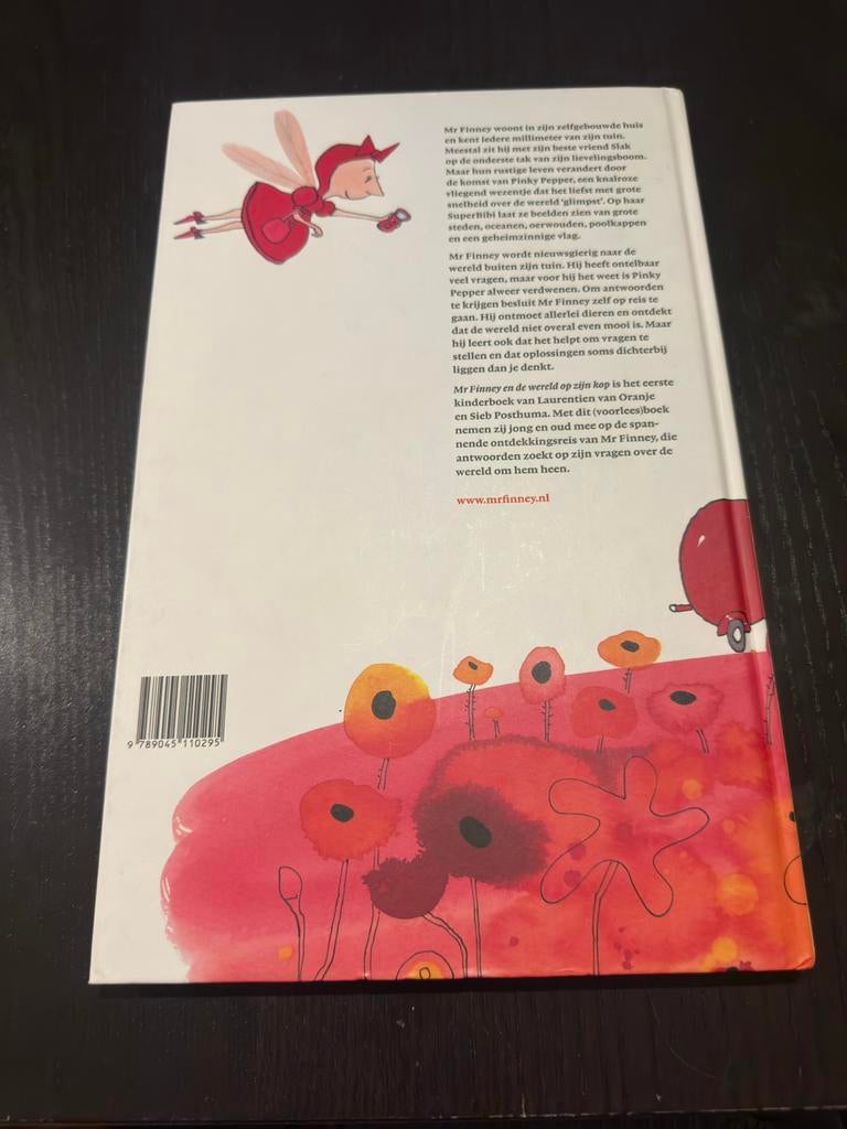 Mr Finney en de wereld op zijn kop - Kinderboek, Ophalen of Verzenden, Zo goed als nieuw, Fictie algemeen