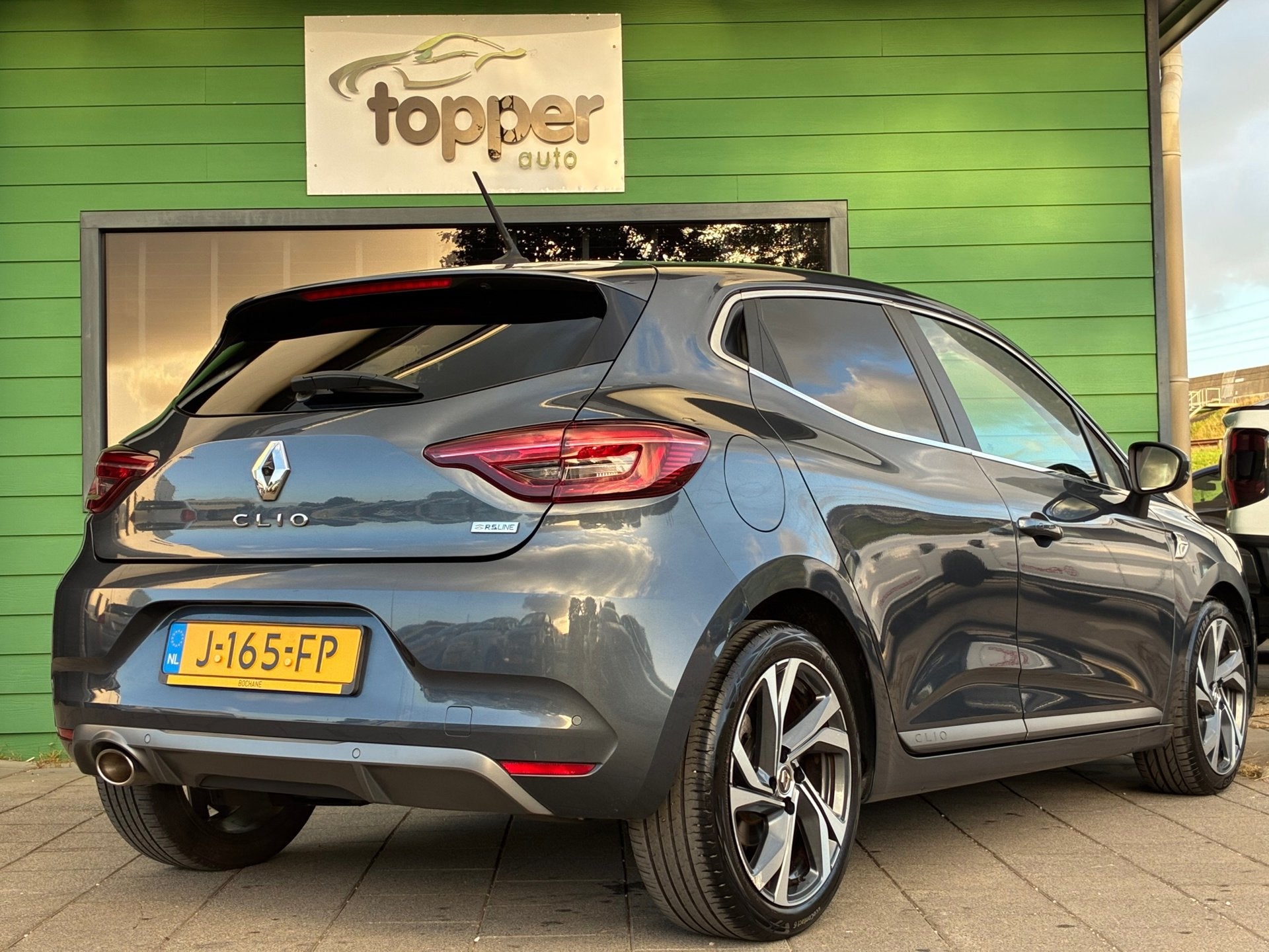 Renault Clio 1.0 TCe R.S. Line|2e Eigenaar|Camera|Navigatie|, Auto's, Voorwielaandrijving, Dealer onderhouden, 101 pk, Gebruikt
