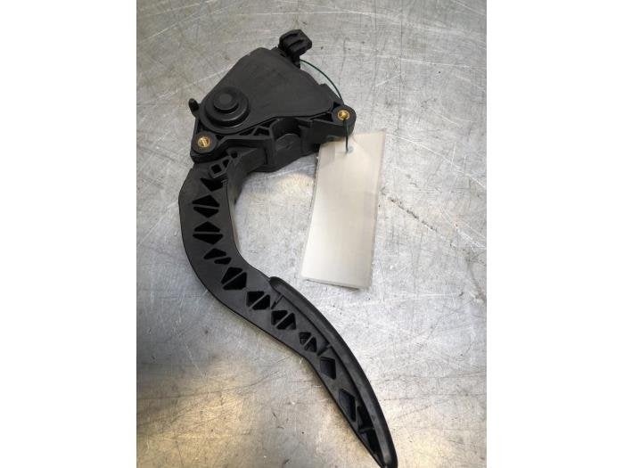 Gaspedaal van een Renault Trafic, Gebruikt, -, Renault, -