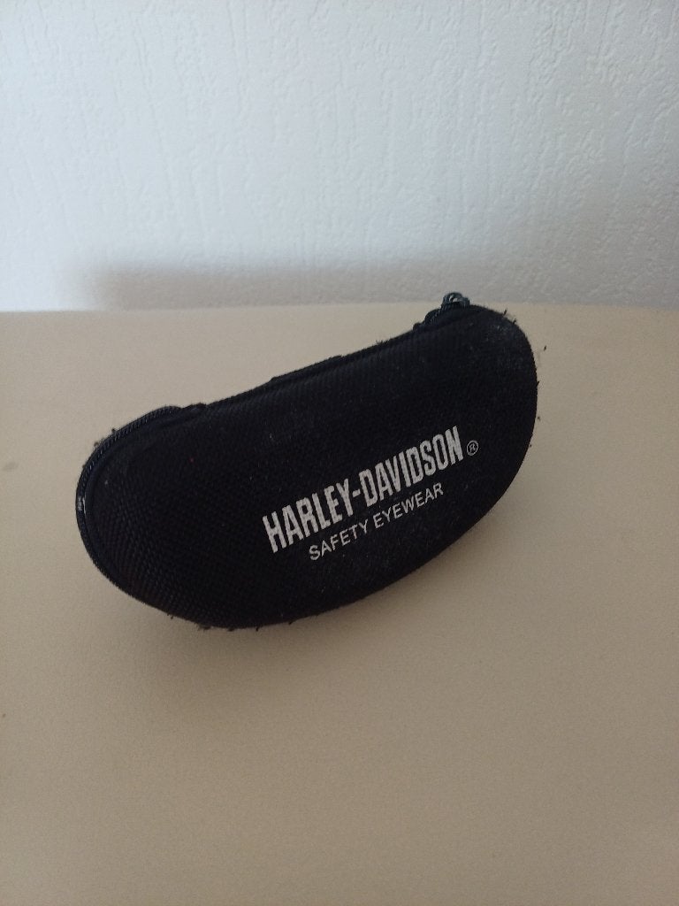 Harley Davidson brillenkoker zwart gebruikt, Sieraden, Tassen en Uiterlijk, Ophalen, Gebruikt, Zwart, Overige merken