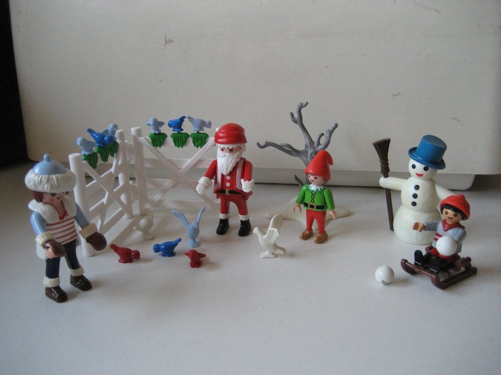 playmobil winter met kerstman elf sneeuwpop slee, Ophalen of Verzenden, Zo goed als nieuw