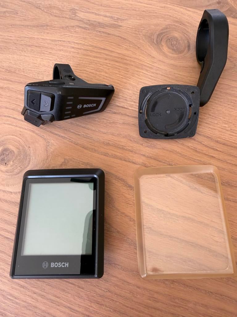 Bosch intuvia 100 display en led  remote bedieningseenheid, Fietsen en Brommers, Fietsaccessoires | Fietscomputers, Zo goed als nieuw