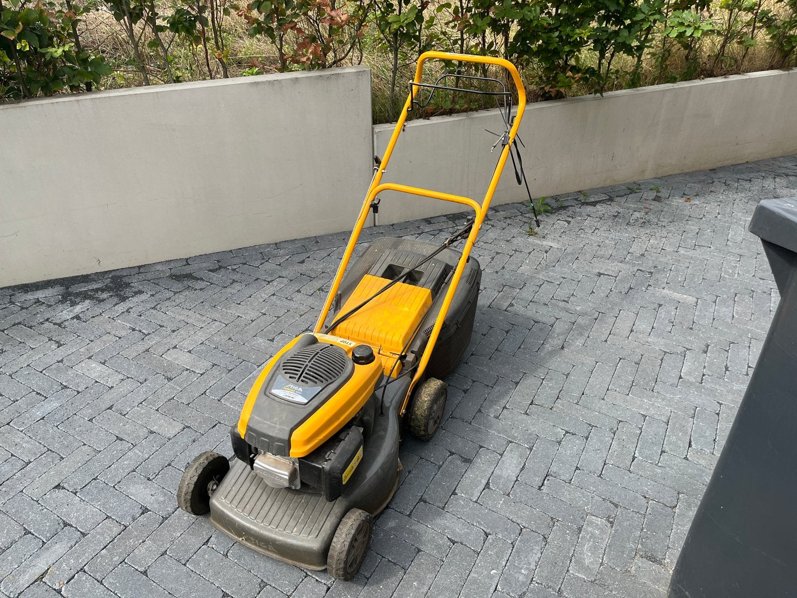 Stiga Collector 46 S H Benzine Grasmaaier Honda GCV 160, Ophalen, Cirkelmaaier, Gebruikt, Opvangbak