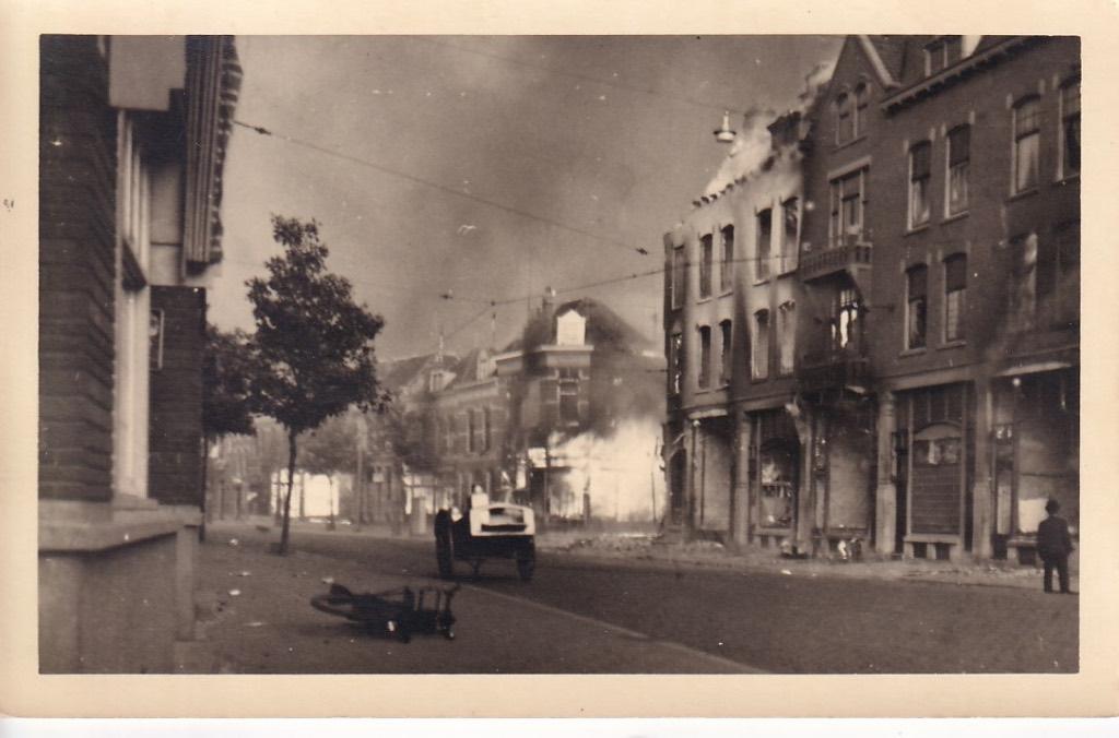 722D fotokaart Rotterdam 14 mei 1940 bombardement Kralingen, Ophalen of Verzenden, 1920 tot 1940, Ongelopen, Zuid-Holland