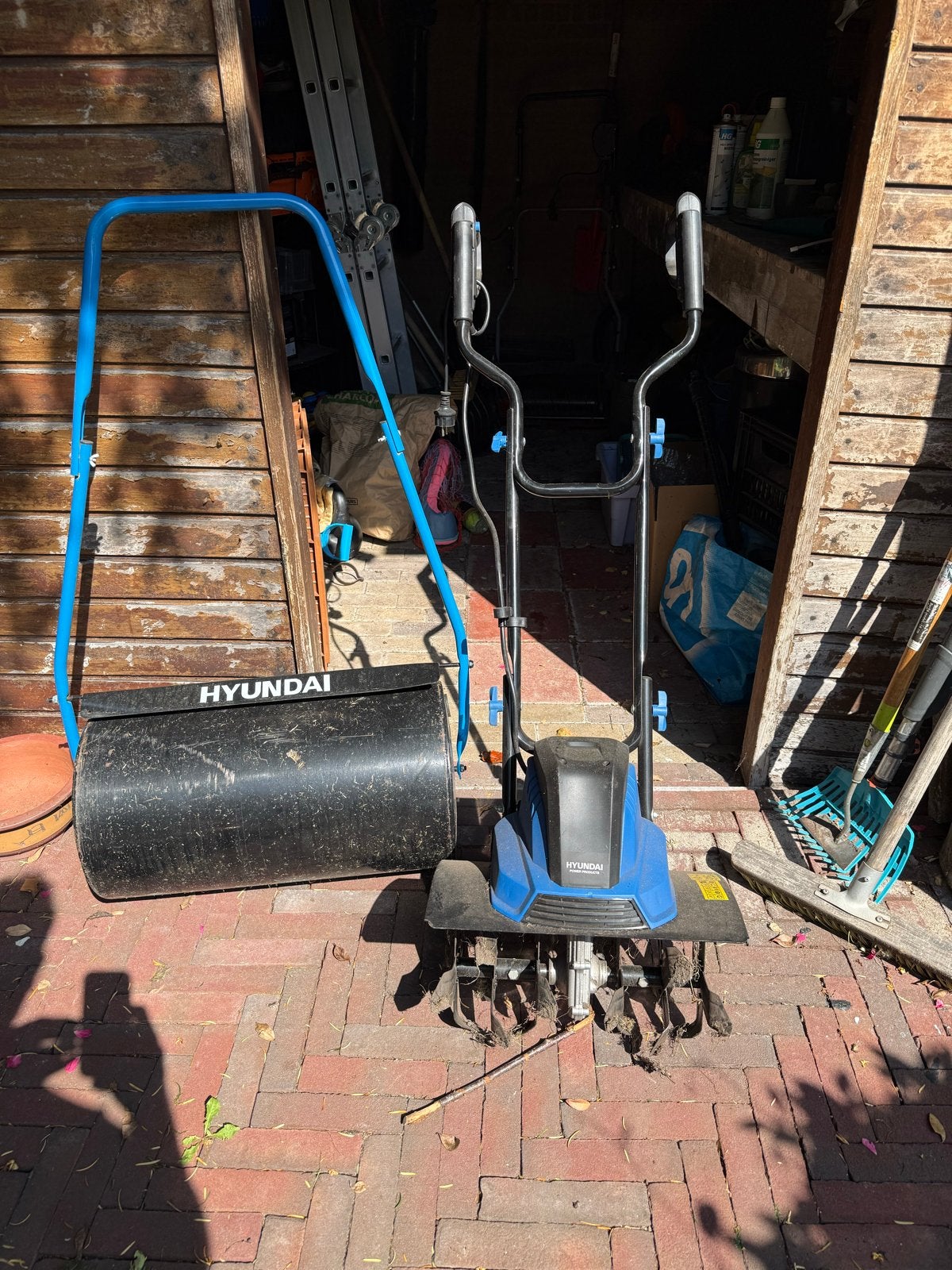 Hyundai Gazonfrees en Gazonroller - Gebruikt, Ophalen, Gebruikt, Cultivator