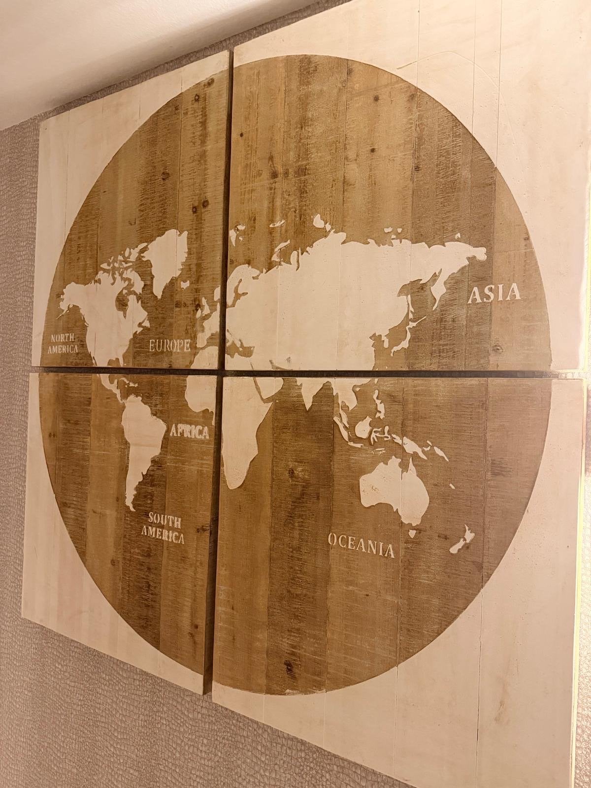 Houten Wereldkaart Wanddecoratie - 4 Panelen, Ophalen, Hout, Meerkleurig, Zo goed als nieuw