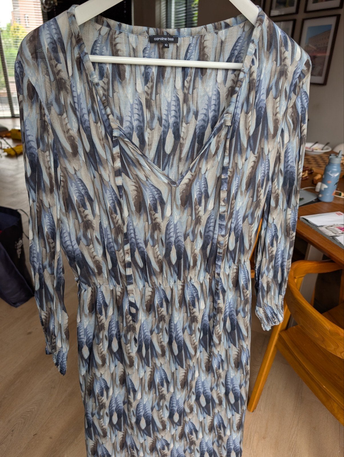 Caroline Biss jurk met verenprint, maat 42, Blauw, Maat 42/44 (L), Ophalen of Verzenden, Zo goed als nieuw